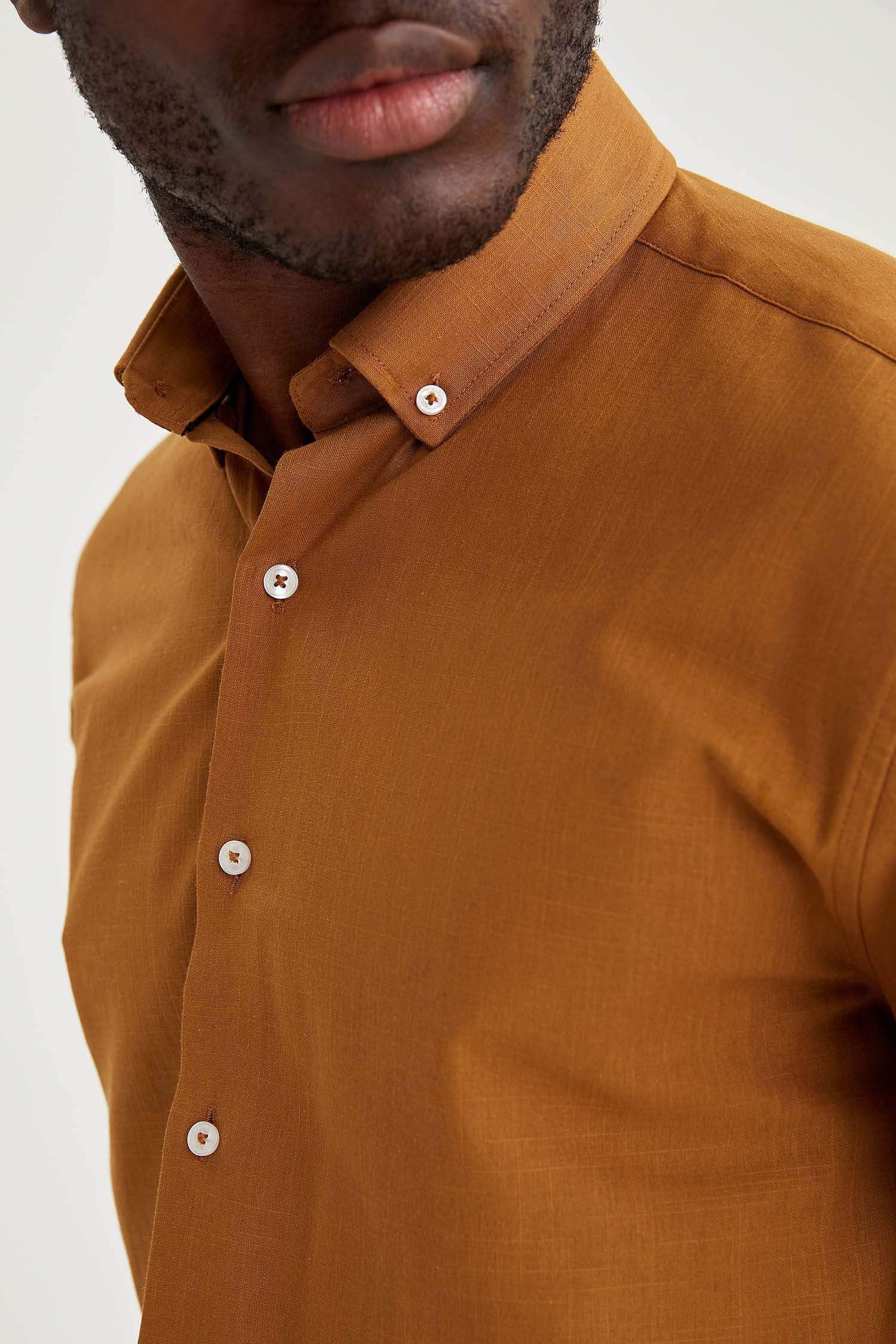 Modern Fit Klasik Uzun Kollu Gömlek