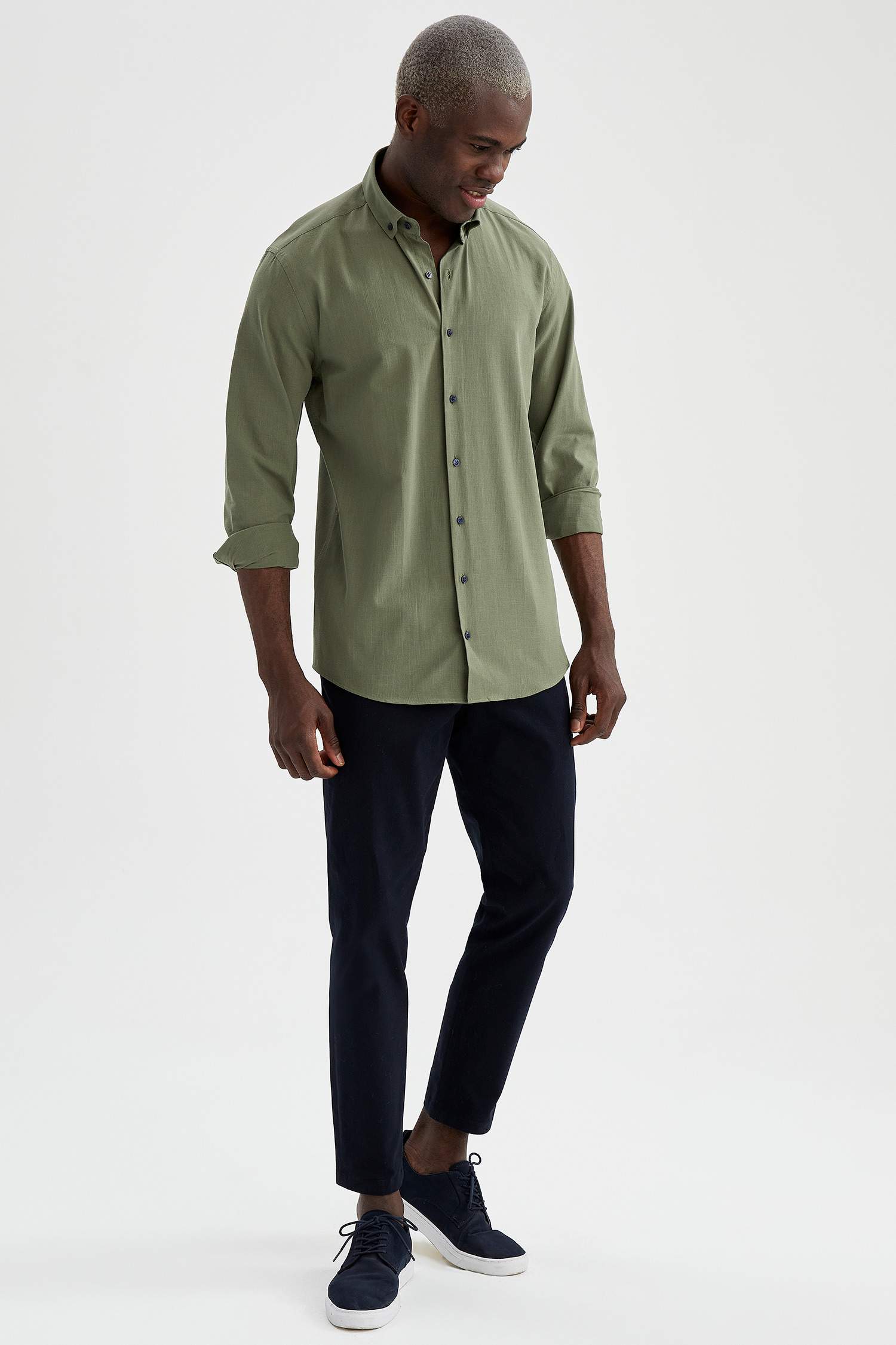Modern Fit Klasik Uzun Kollu Gömlek