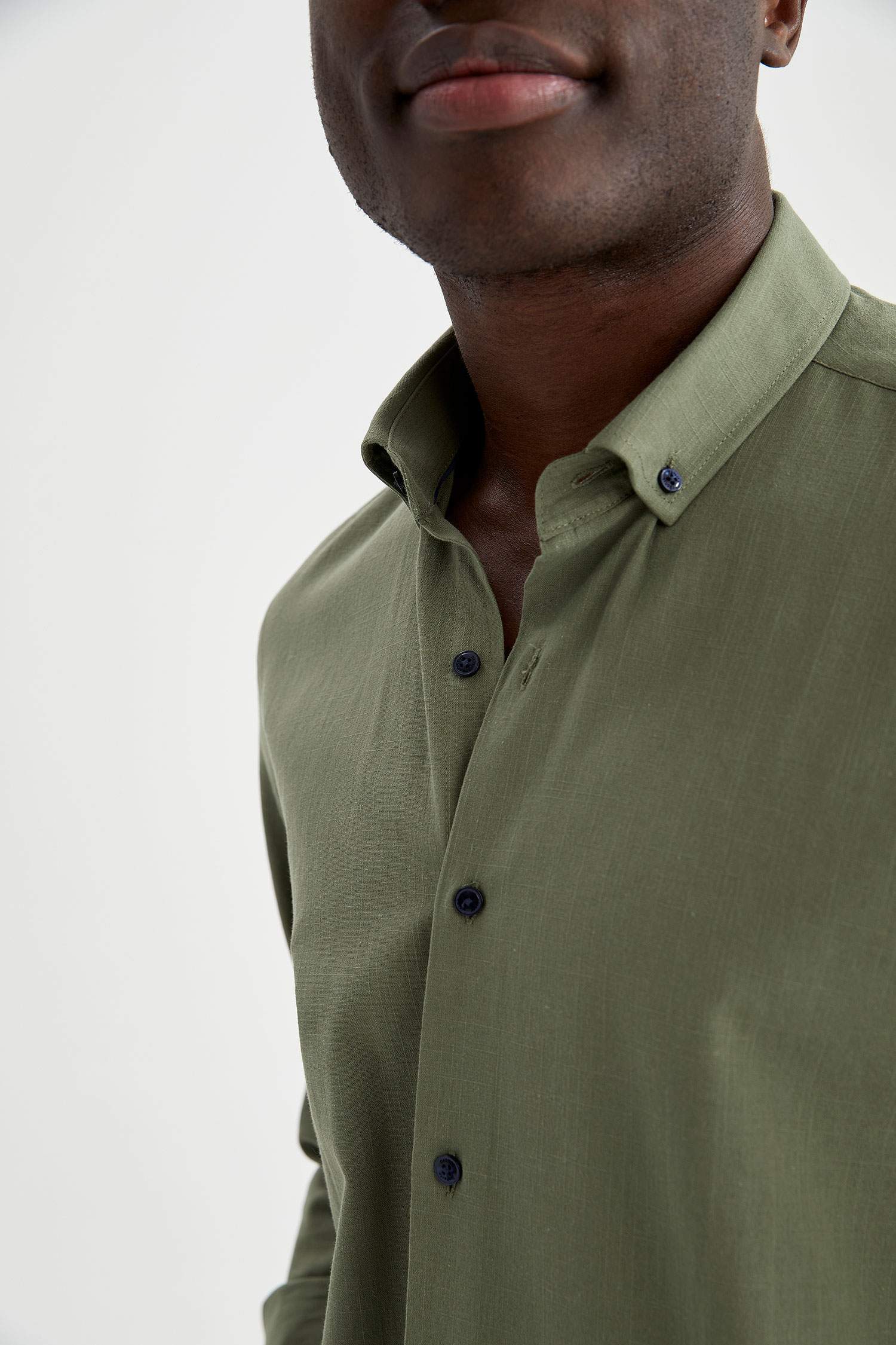Modern Fit Klasik Uzun Kollu Gömlek