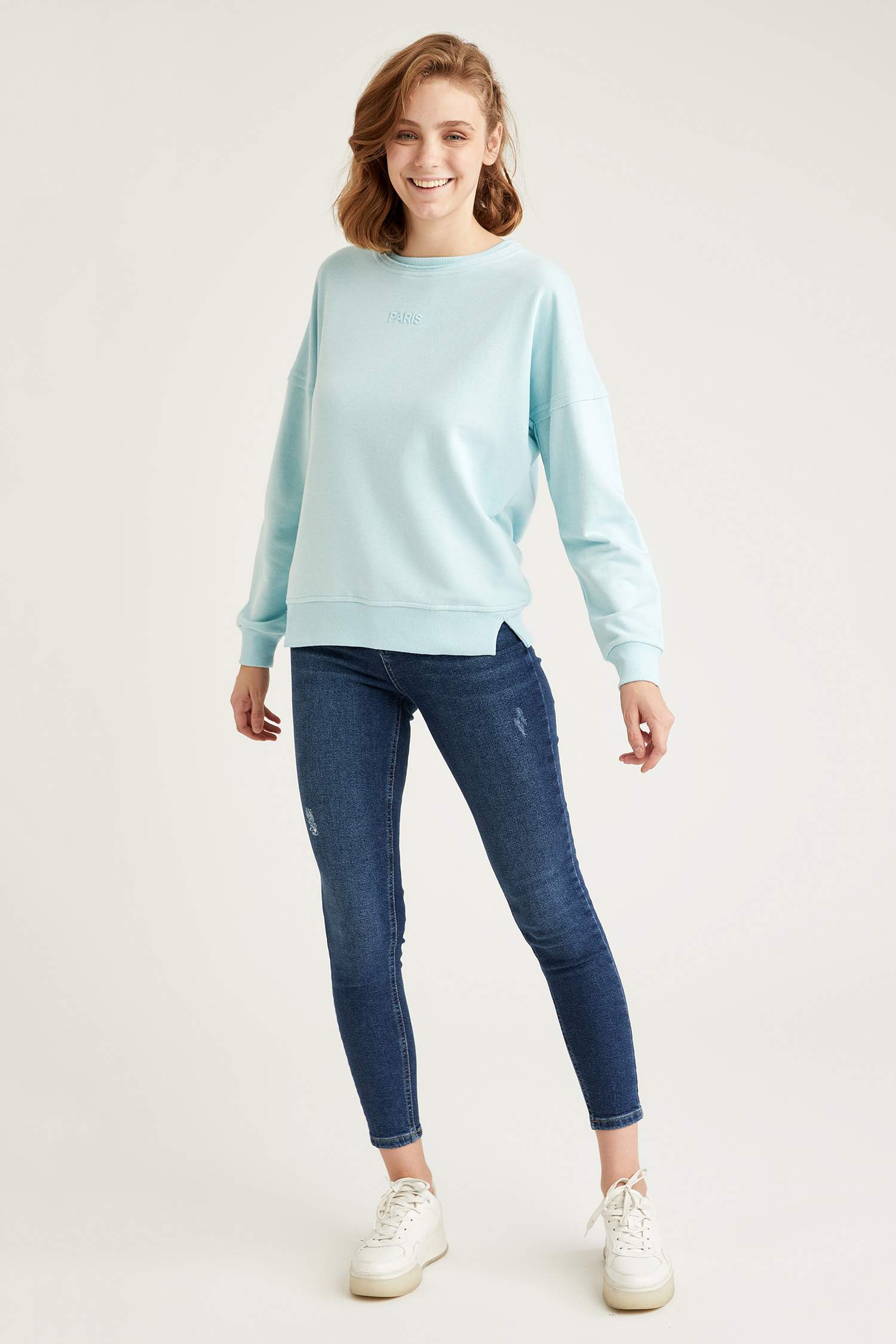 Defacto Düşük Omuz Sweatshirt. 2 Defacto Düşük Omuz Sweatshirt. 2