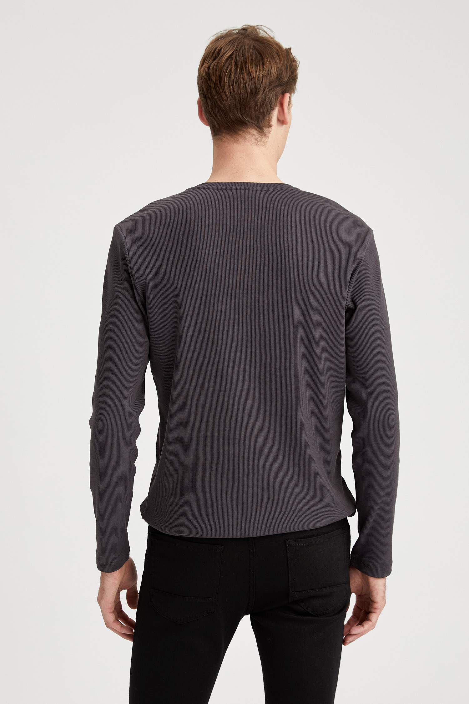 Bisiklet Yaka Slim Fit Uzun Kollu Basic Tişört