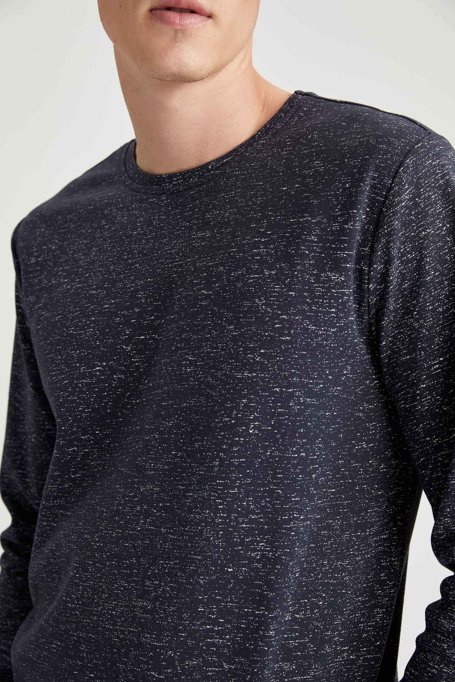 Bisiklet Yaka Slim Fit Uzun Kollu Basic Tişört
