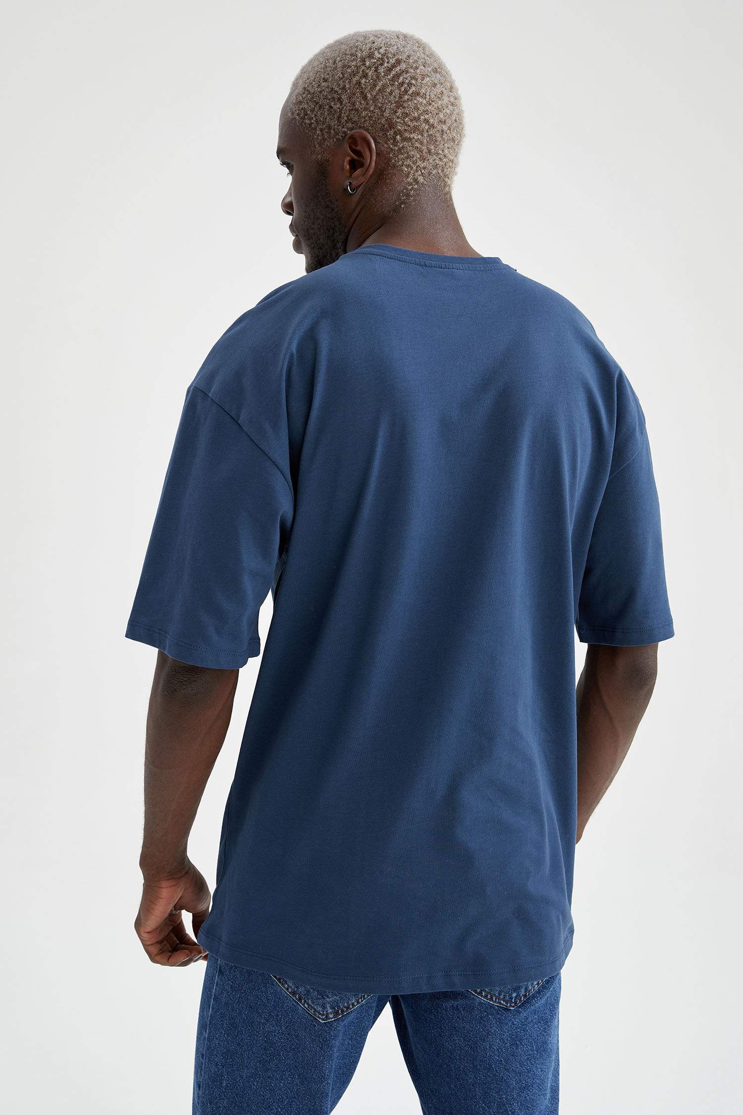 Oversize Fit Bisiklet Yaka Basic Kısa Kollu Pamuklu Penye Tişört