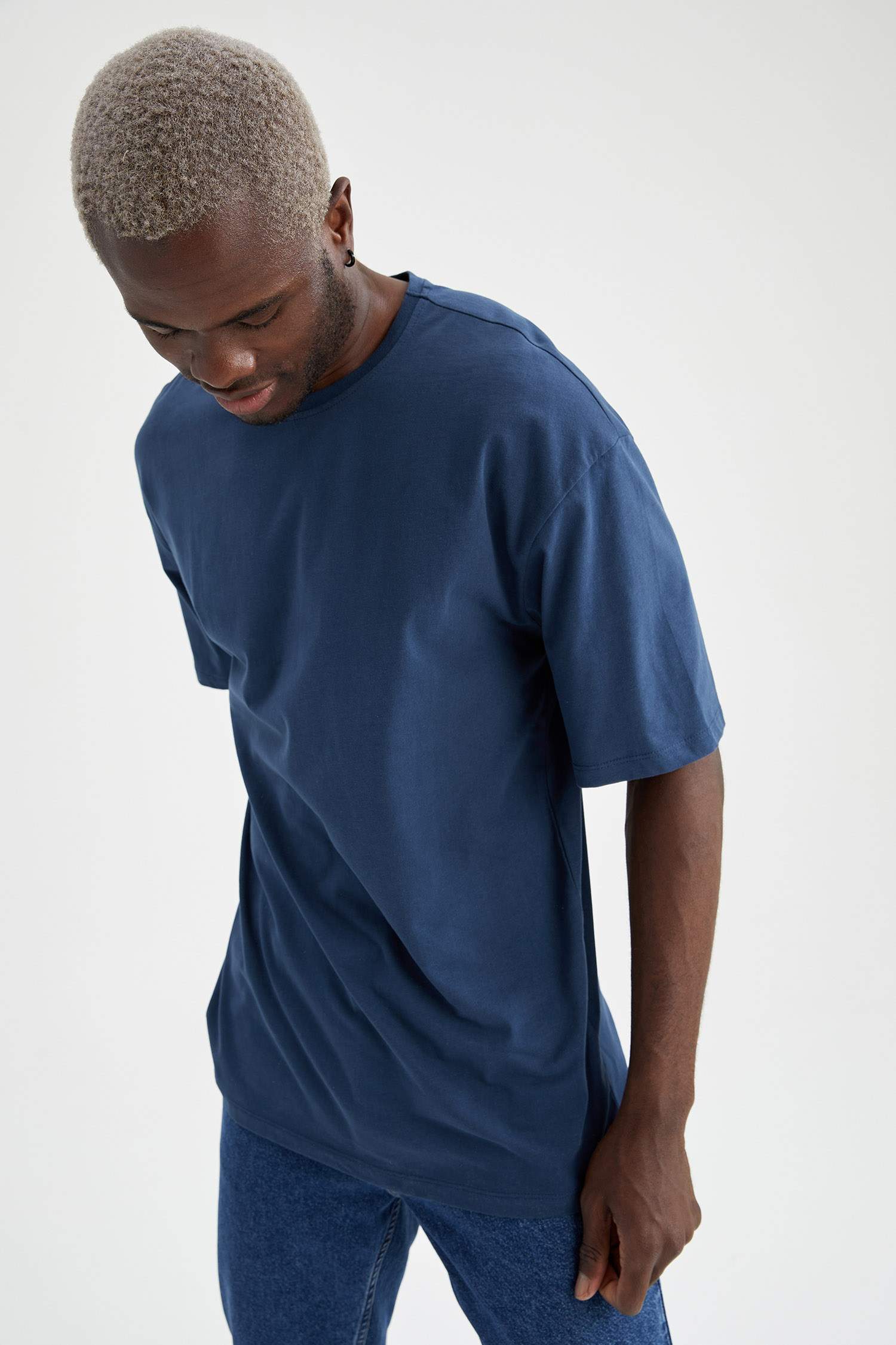 Oversize Fit Bisiklet Yaka Basic Kısa Kollu Pamuklu Penye Tişört