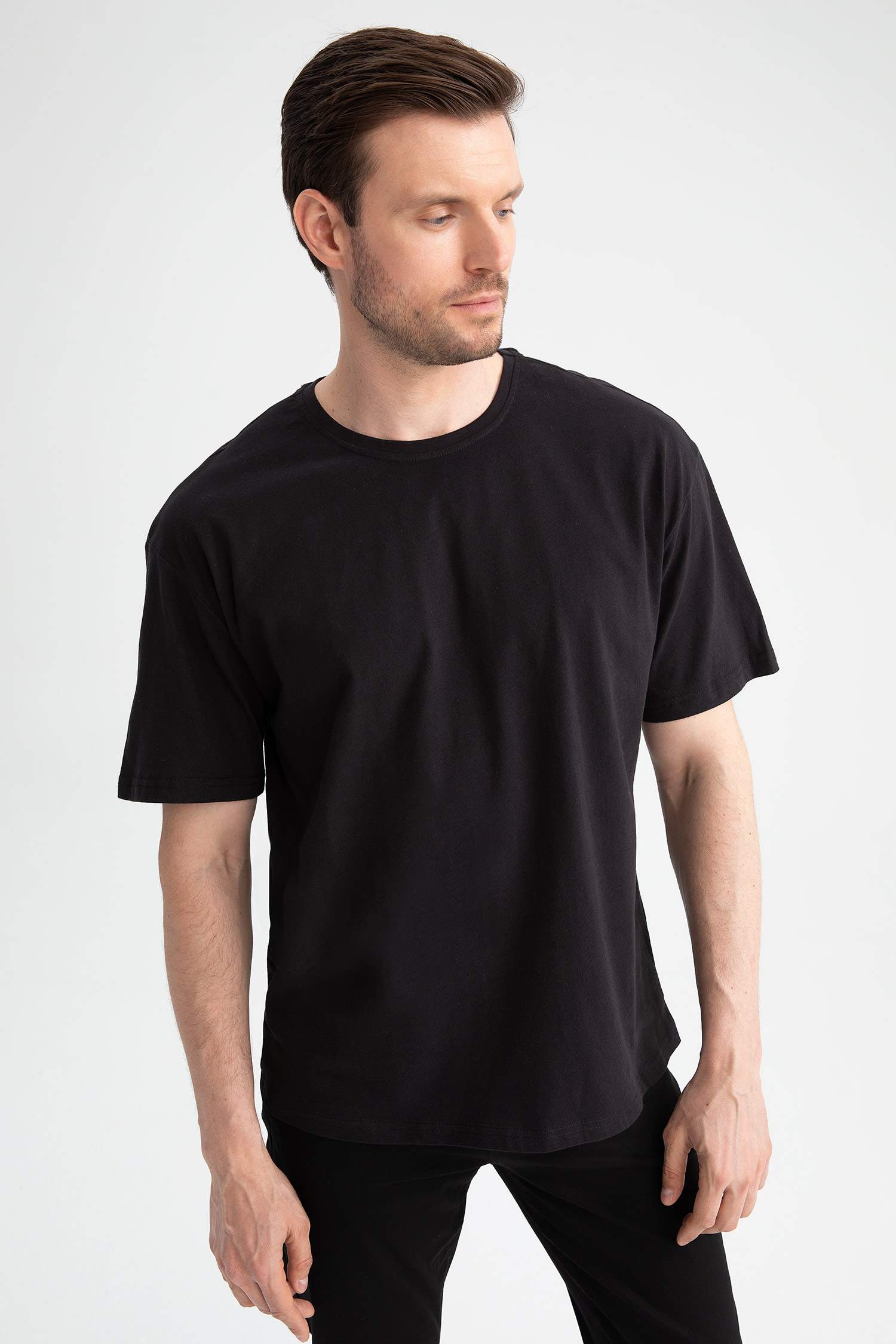 Oversize Fit Bisiklet Yaka Tişört