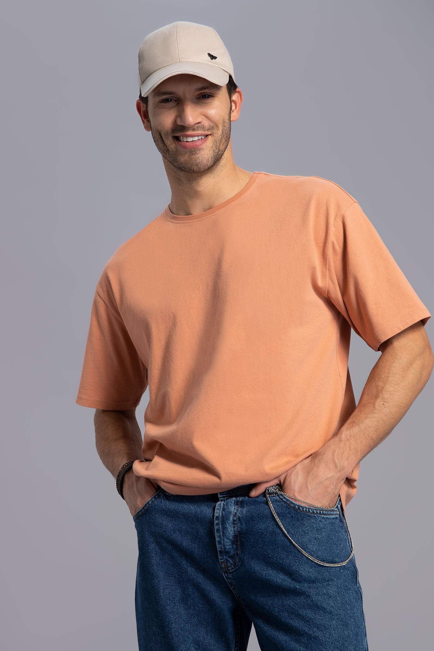 Oversize Fit Bisiklet Yaka Tişört