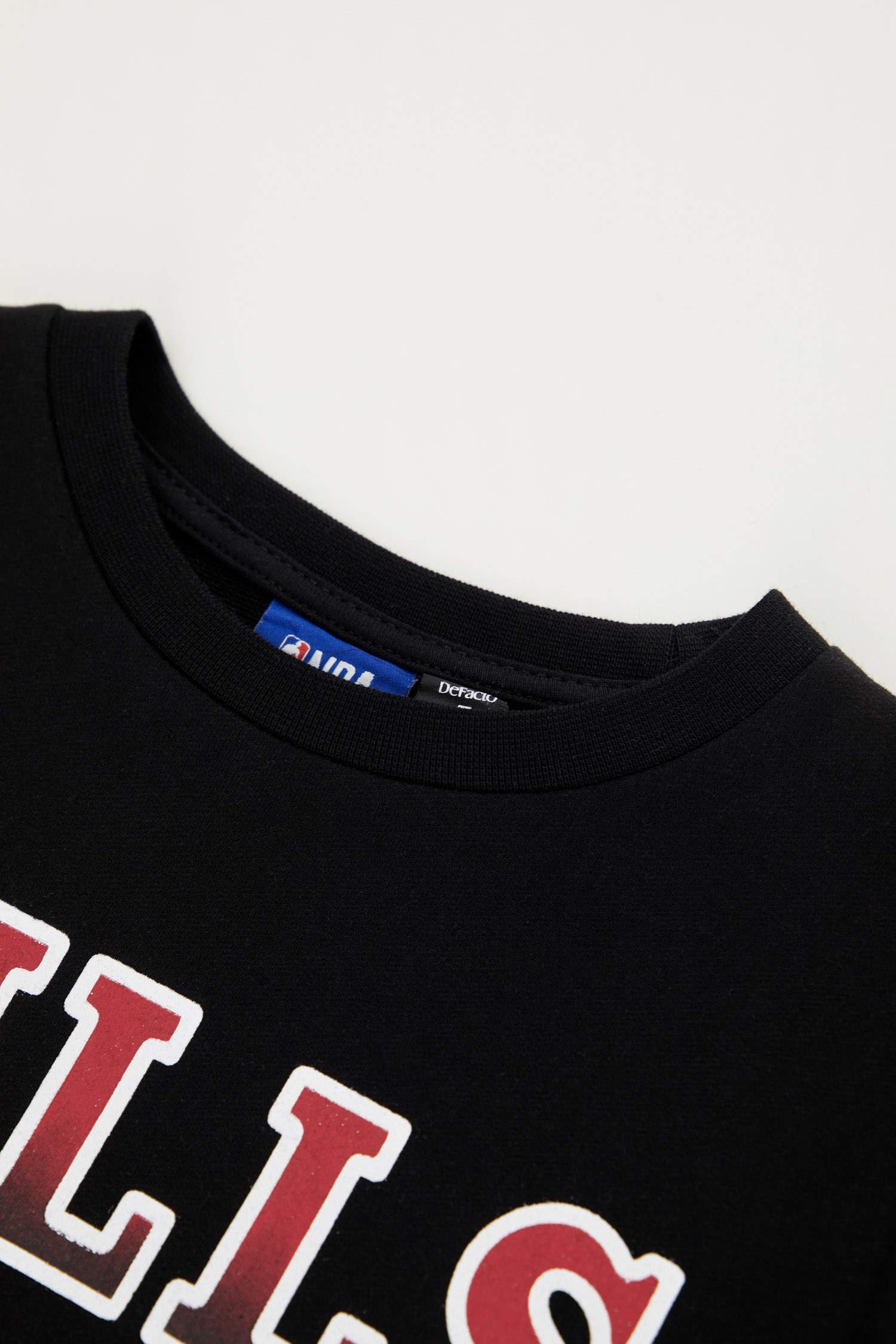 Defacto Fit Erkek Çocuk NBA Chicago Bulls Lisanslı Sweatshirt