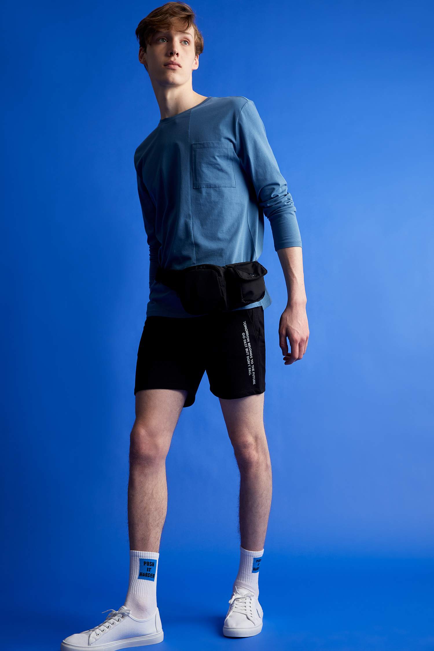 Coool Standart Fit Yazı Baskılı Şort