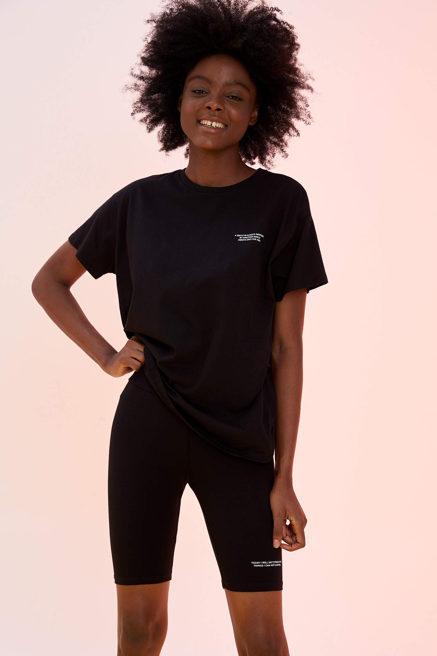 Minimal Yazı Baskılı Organik Pamuklu Oversize Fit Tişört