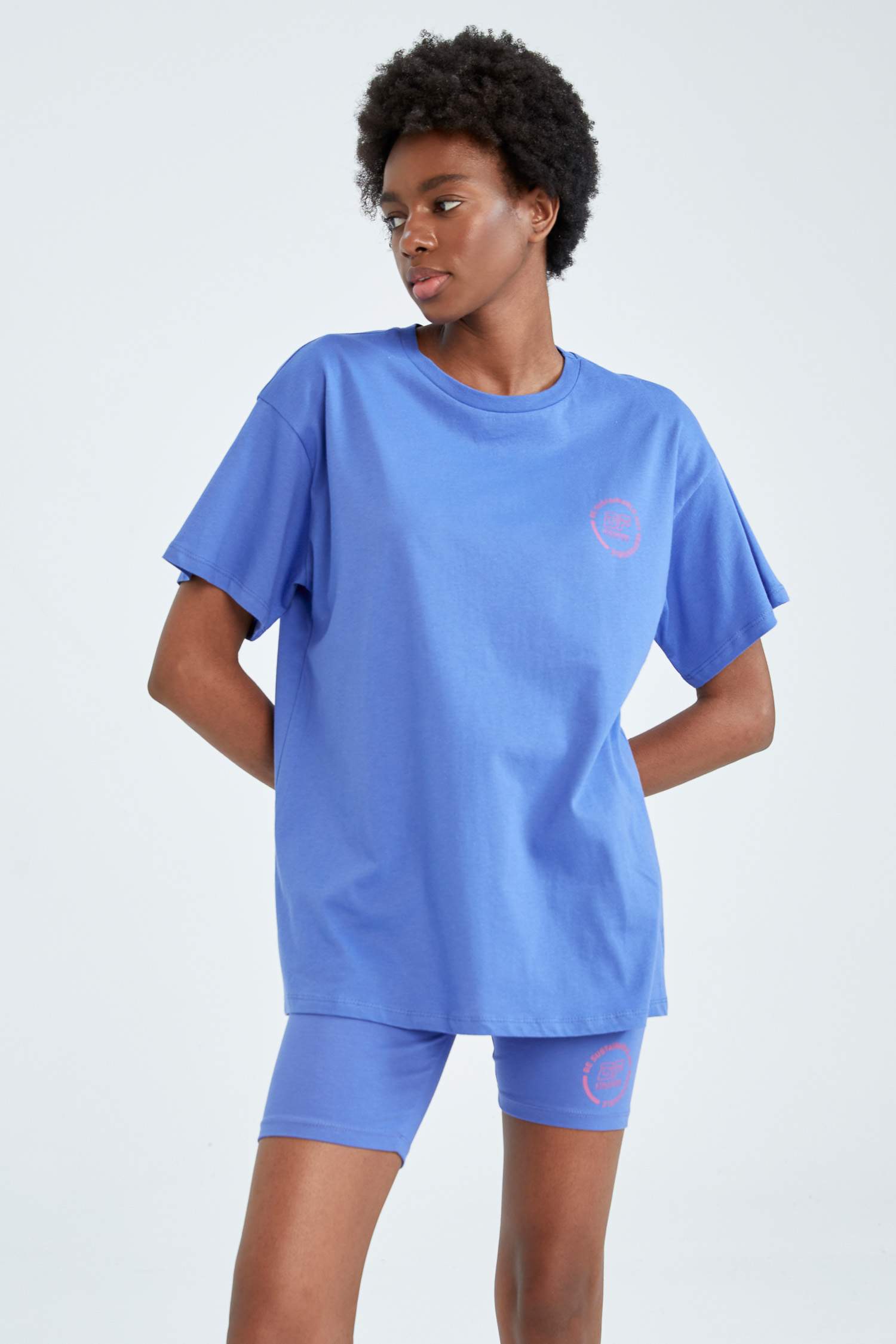 Defacto Fit Regular Fit Minimal Yazı Baskılı Sürdürülebilir Tişört