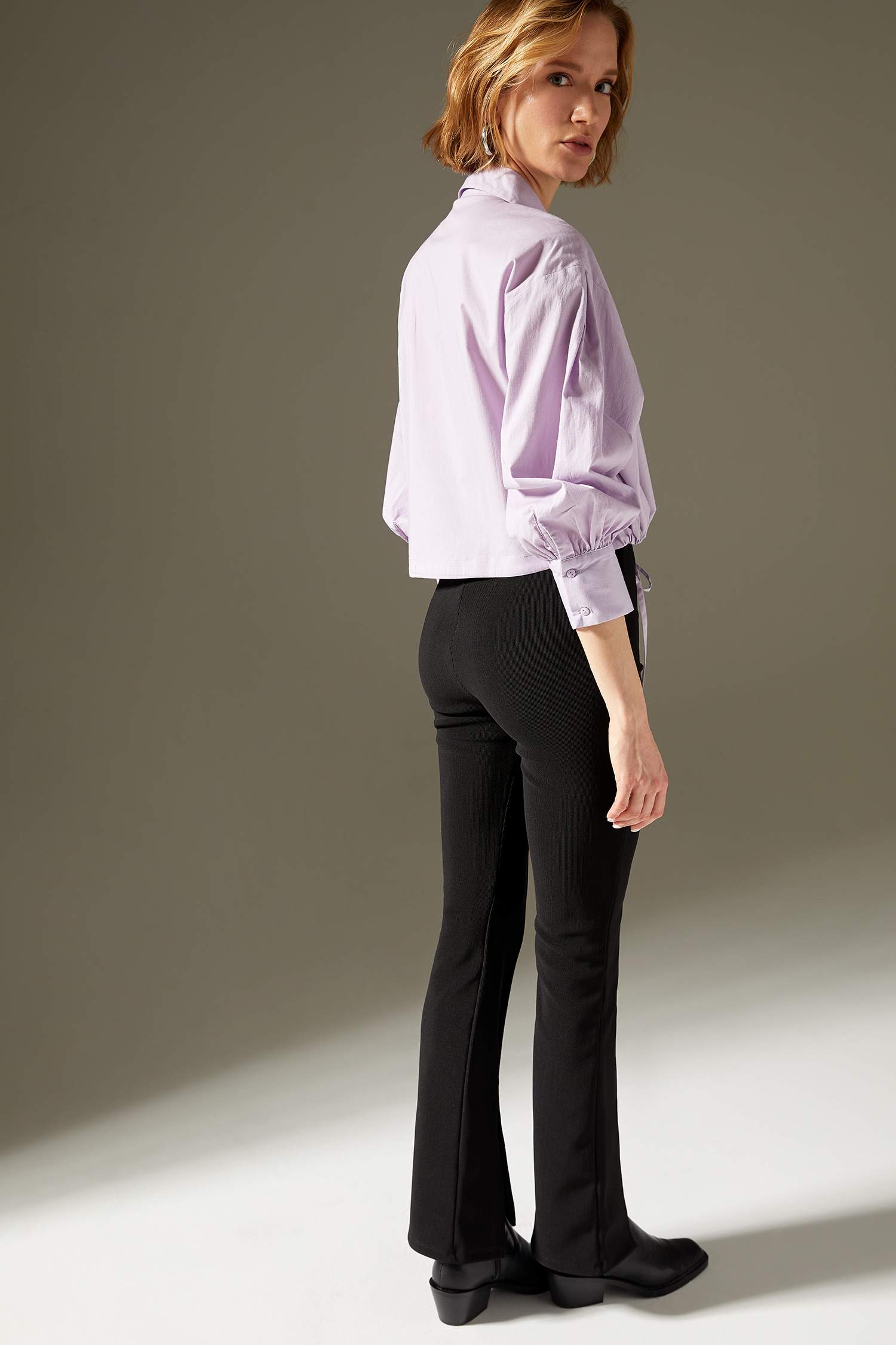 Yırtmaç Detaylı Slim Fit Pantolon