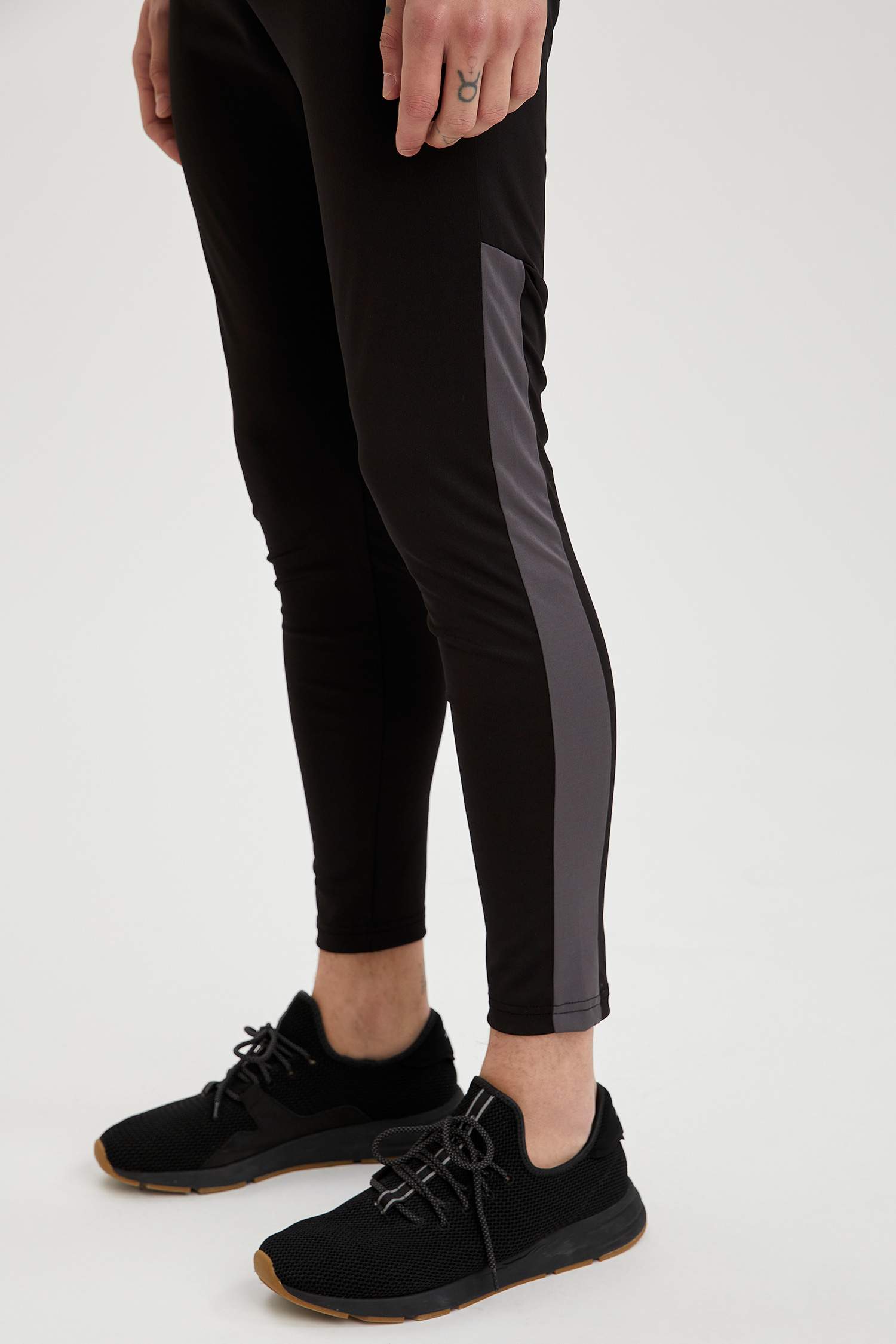 Esnek Dokulu Slim Fit Eşofman Altı