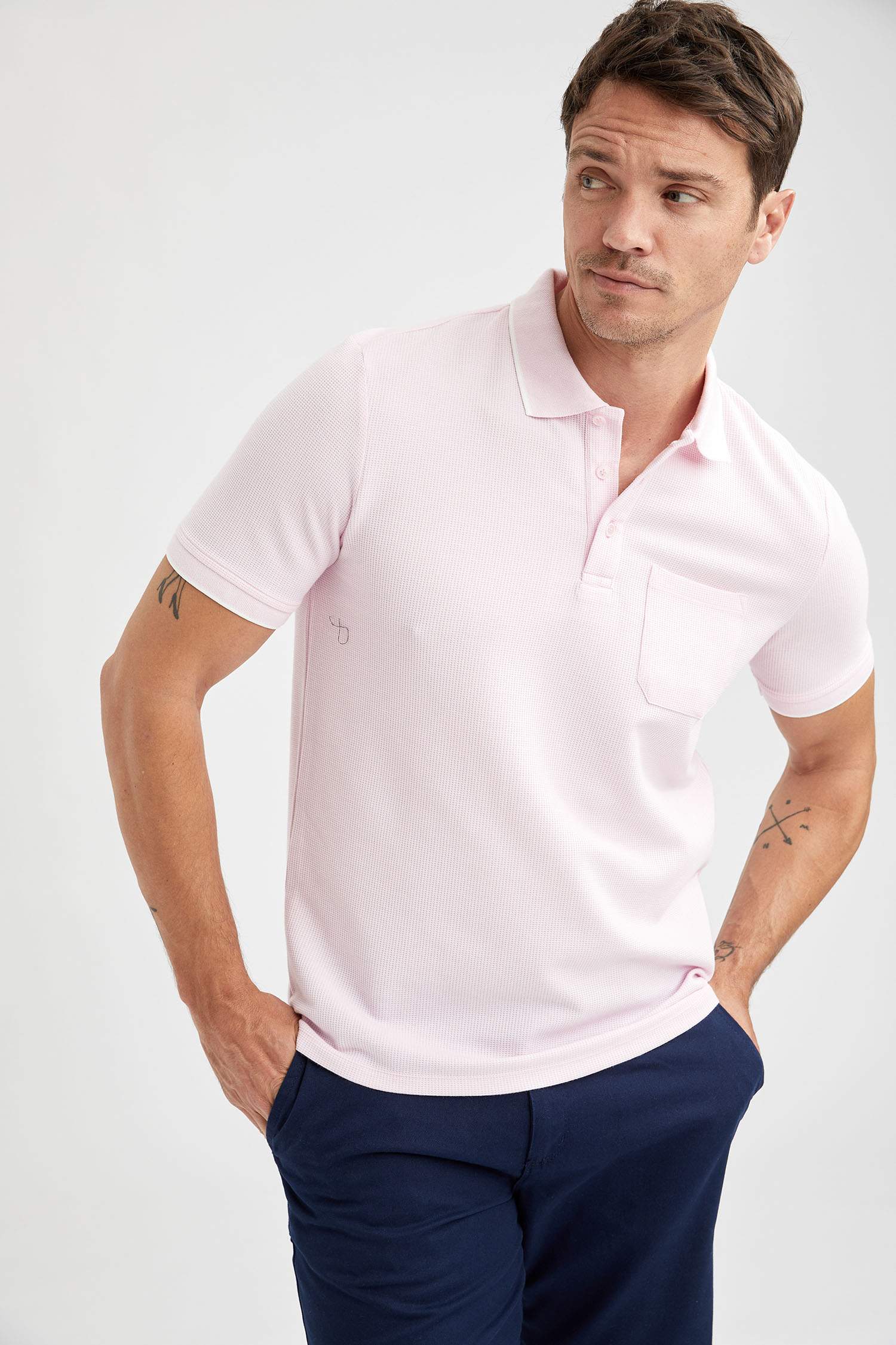 Regular Fit Polo Yaka Şerit Detaylı Kısa Kollu Tişört