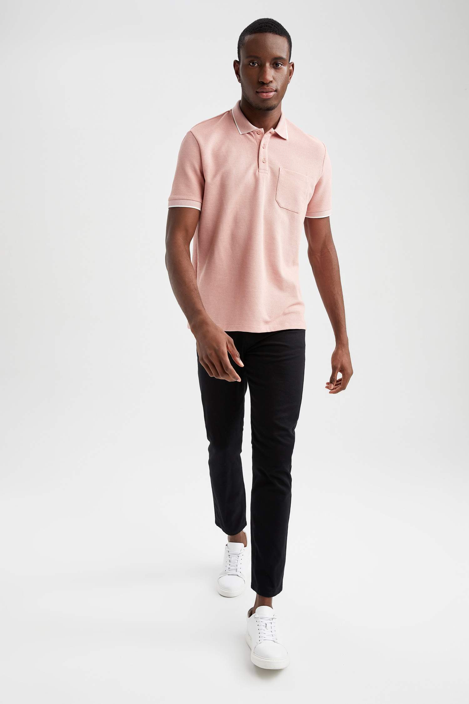 Regular Fit Polo Yaka Şerit Detaylı Kısa Kollu Tişört