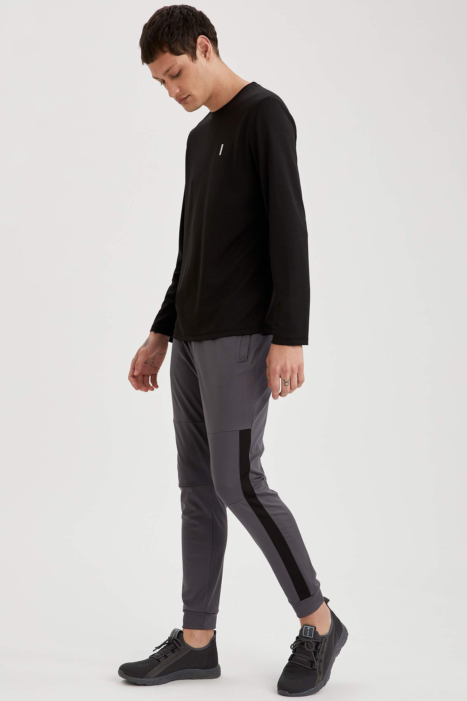 Esnek Dokulu Slim Fit Eşofman Altı