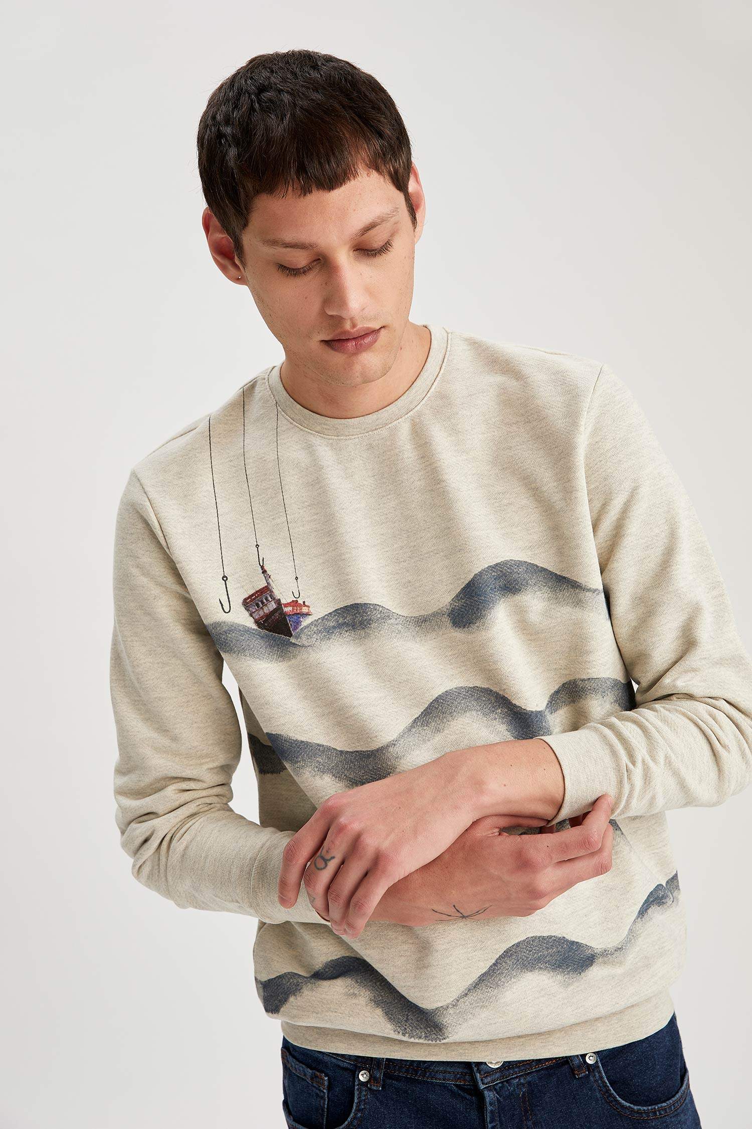 Baskılı Regular Fit Bisiklet Yaka Sweatshirt