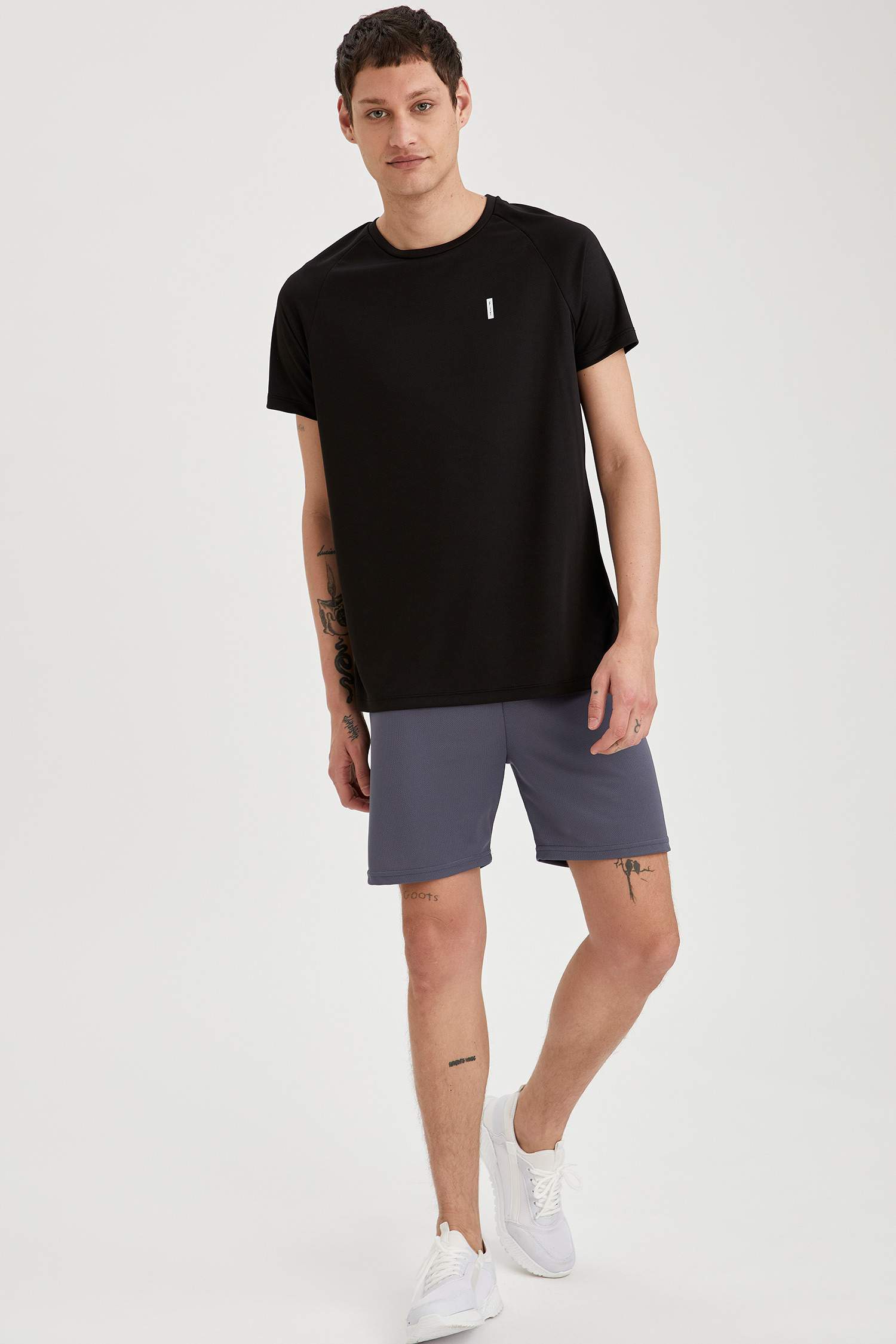Slim Fit Bisiklet Yaka Spor Tişört