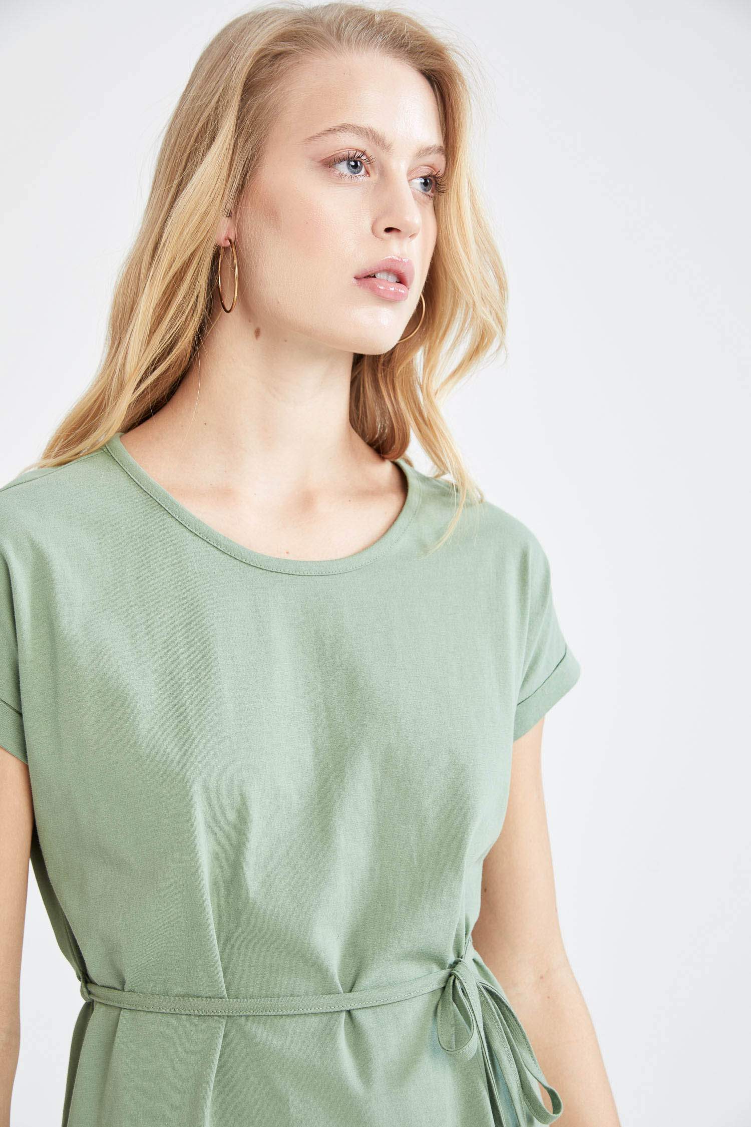 Basic Beli Bağcıklı Yazlık Kısa Kollu Mini Elbise
