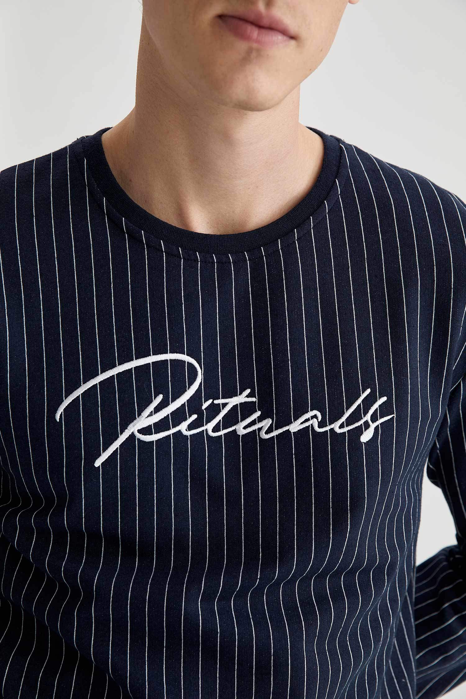 Regular Fit Bisiklet Yaka Basic Sweatshirt