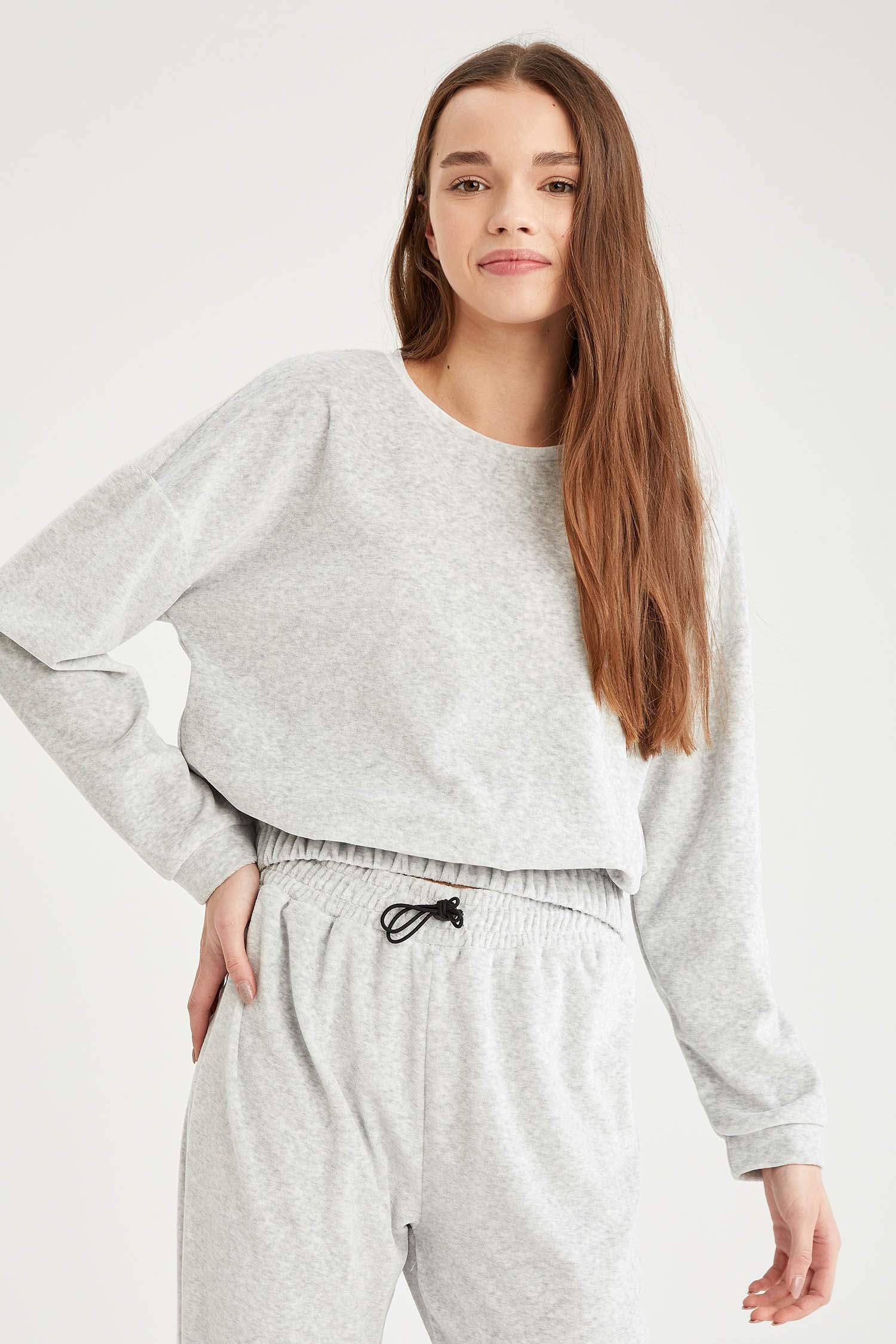 Kadife Crop Sweatshirt