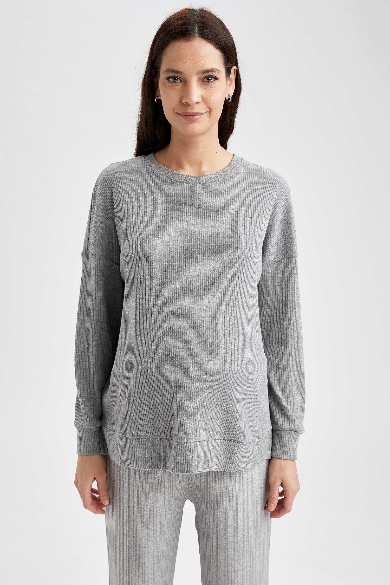 Hamile Basic Sweatshirt