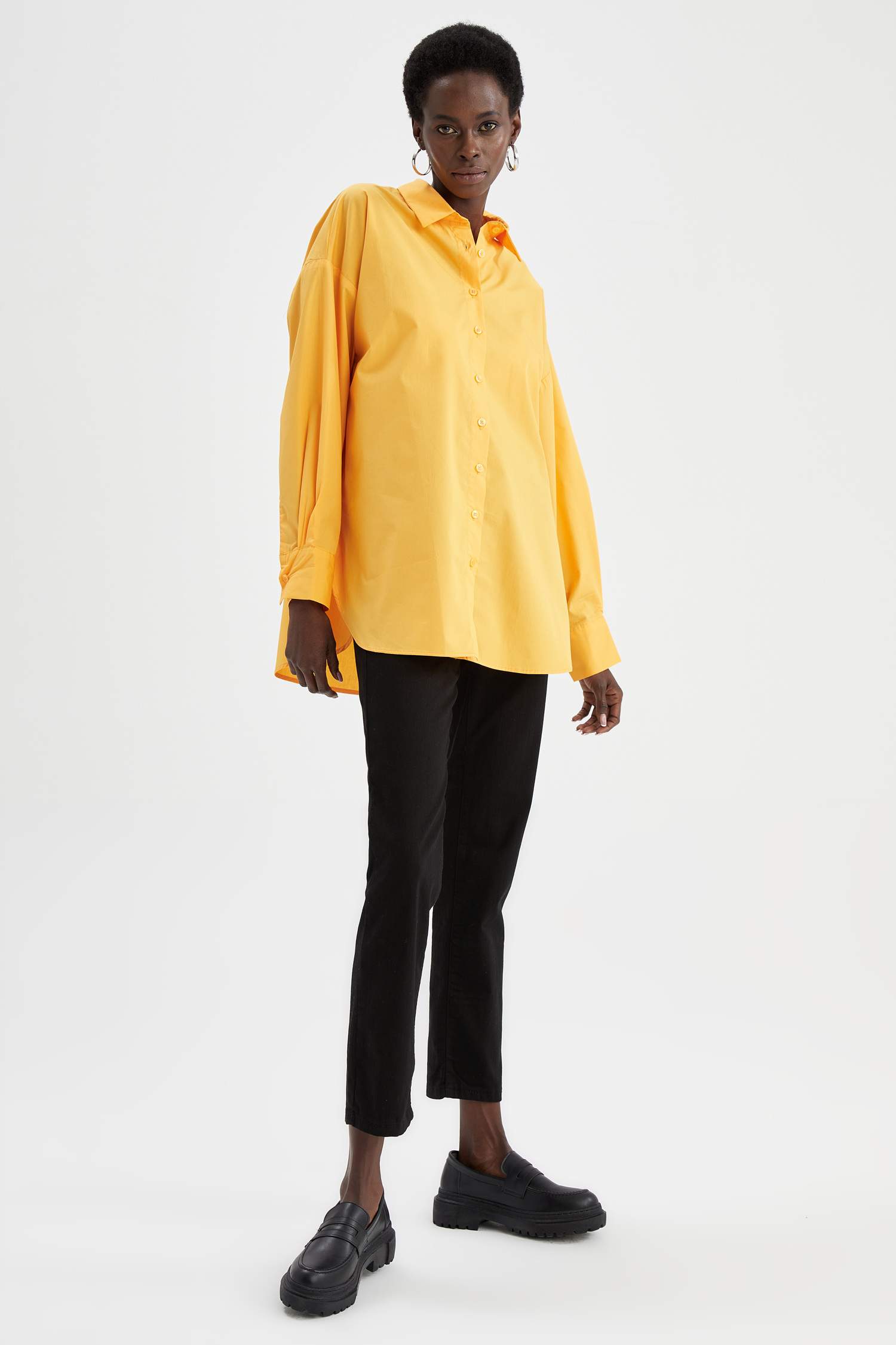 Oversize Fit Pamuklu Uzun Kollu Poplin Gömlek