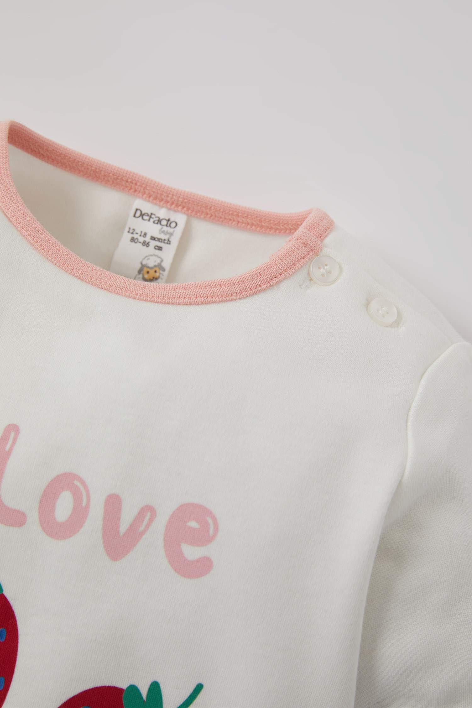 Kız Bebek Çilek Baskılı Uzun Kollu Pamuklu Pijama Takımı