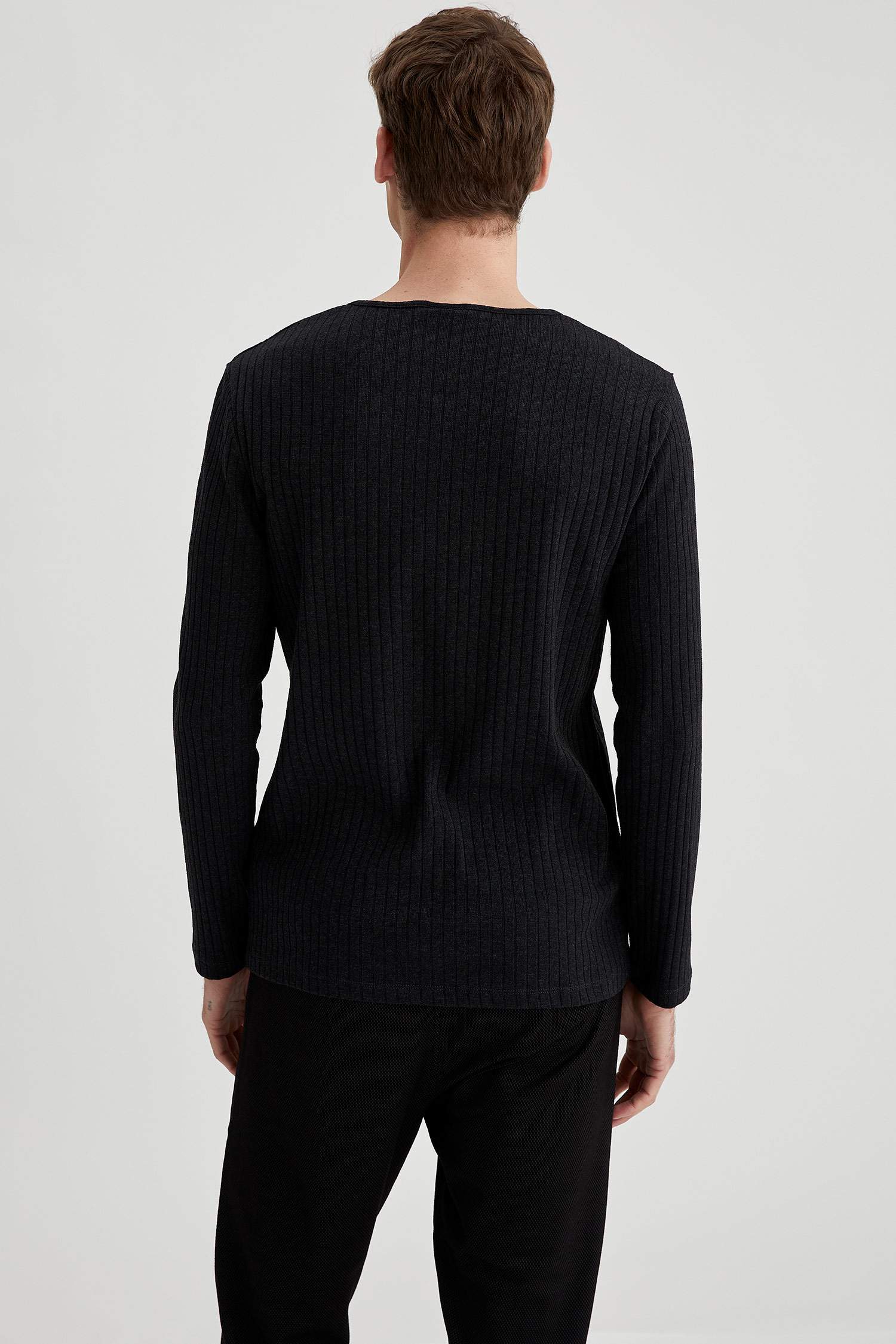 Bisiklet Yaka Slim Fit Uzun Kollu Basic Tişört