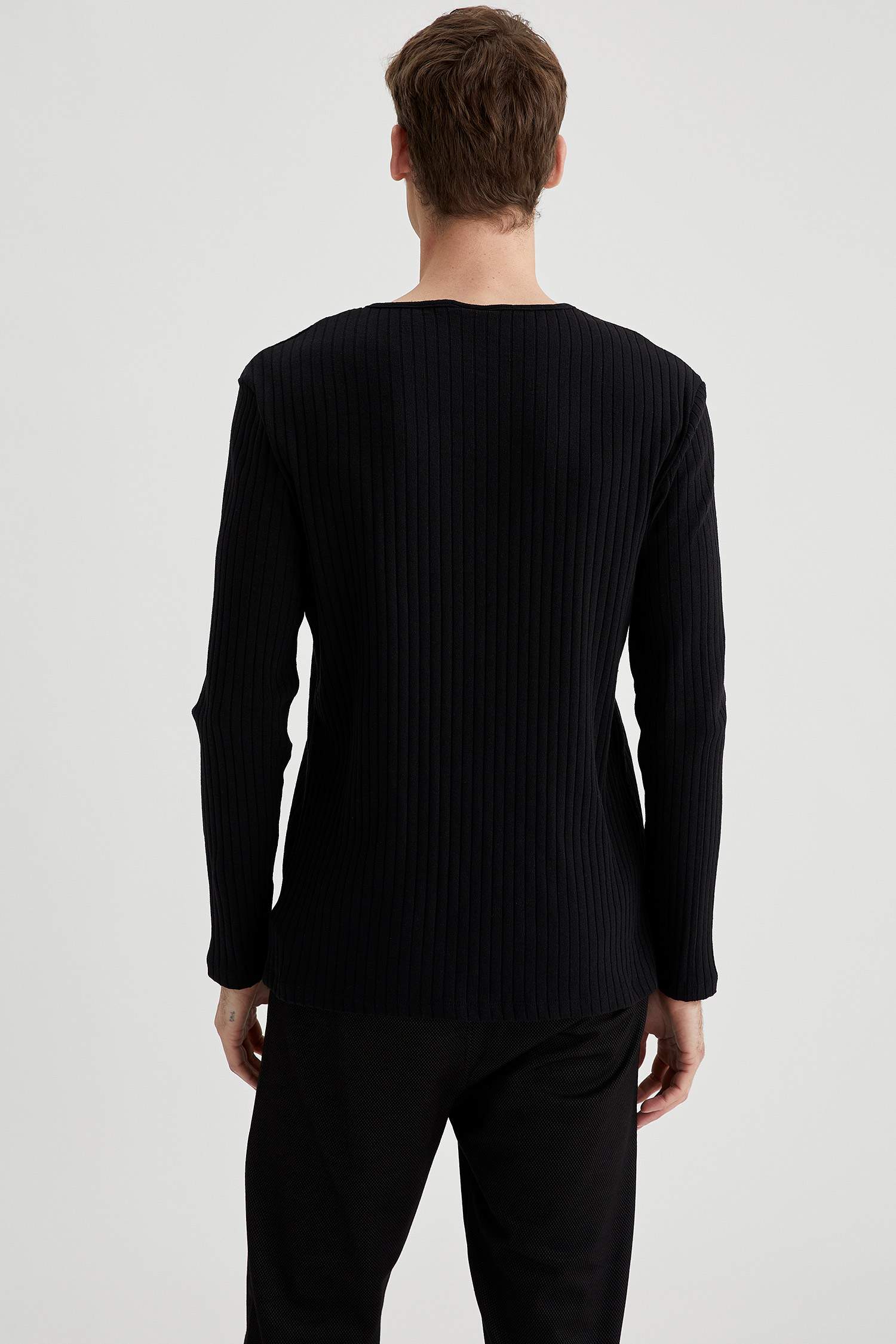 Bisiklet Yaka Slim Fit Uzun Kollu Basic Tişört