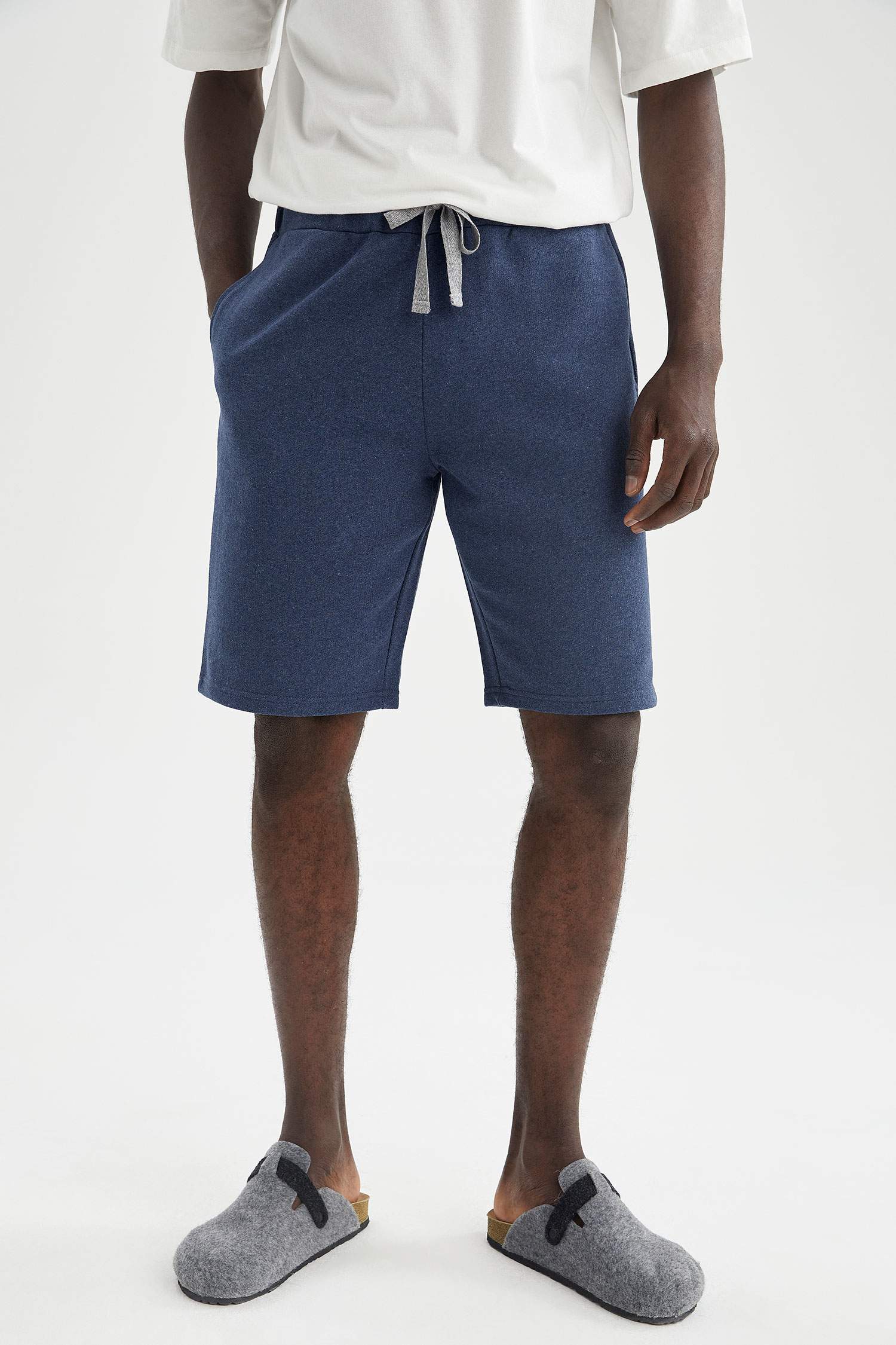 Basic Regular Fit Örme Şort