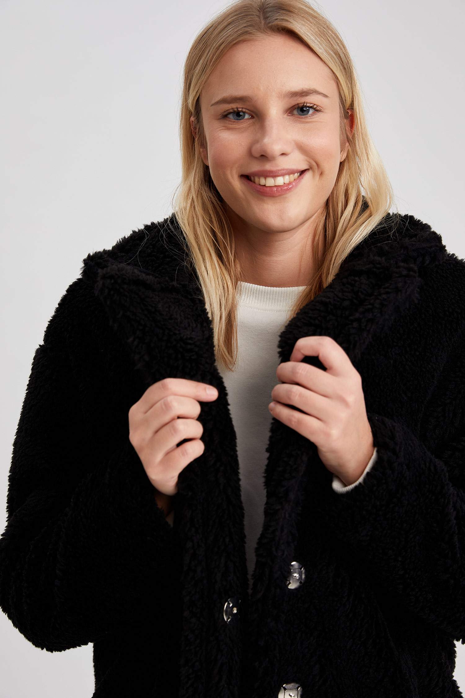 Oversize Fit Uzun Pelüş Kaban