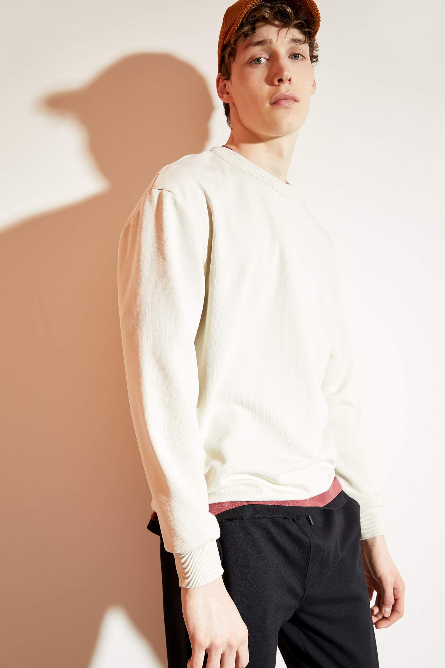 Oversize Fit Bisiklet Yaka Basic Sweatshirt
