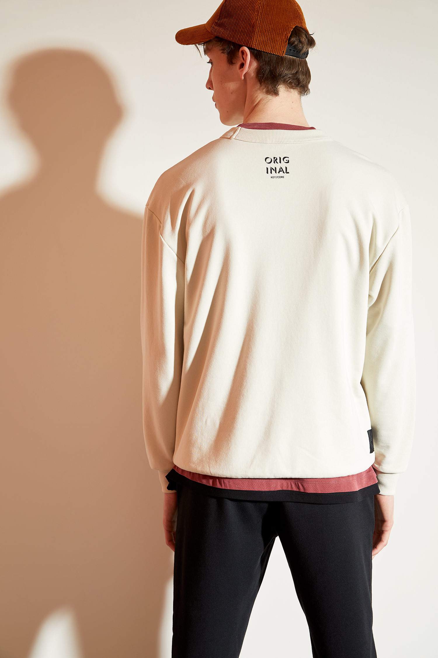 Oversize Fit Bisiklet Yaka Basic Sweatshirt