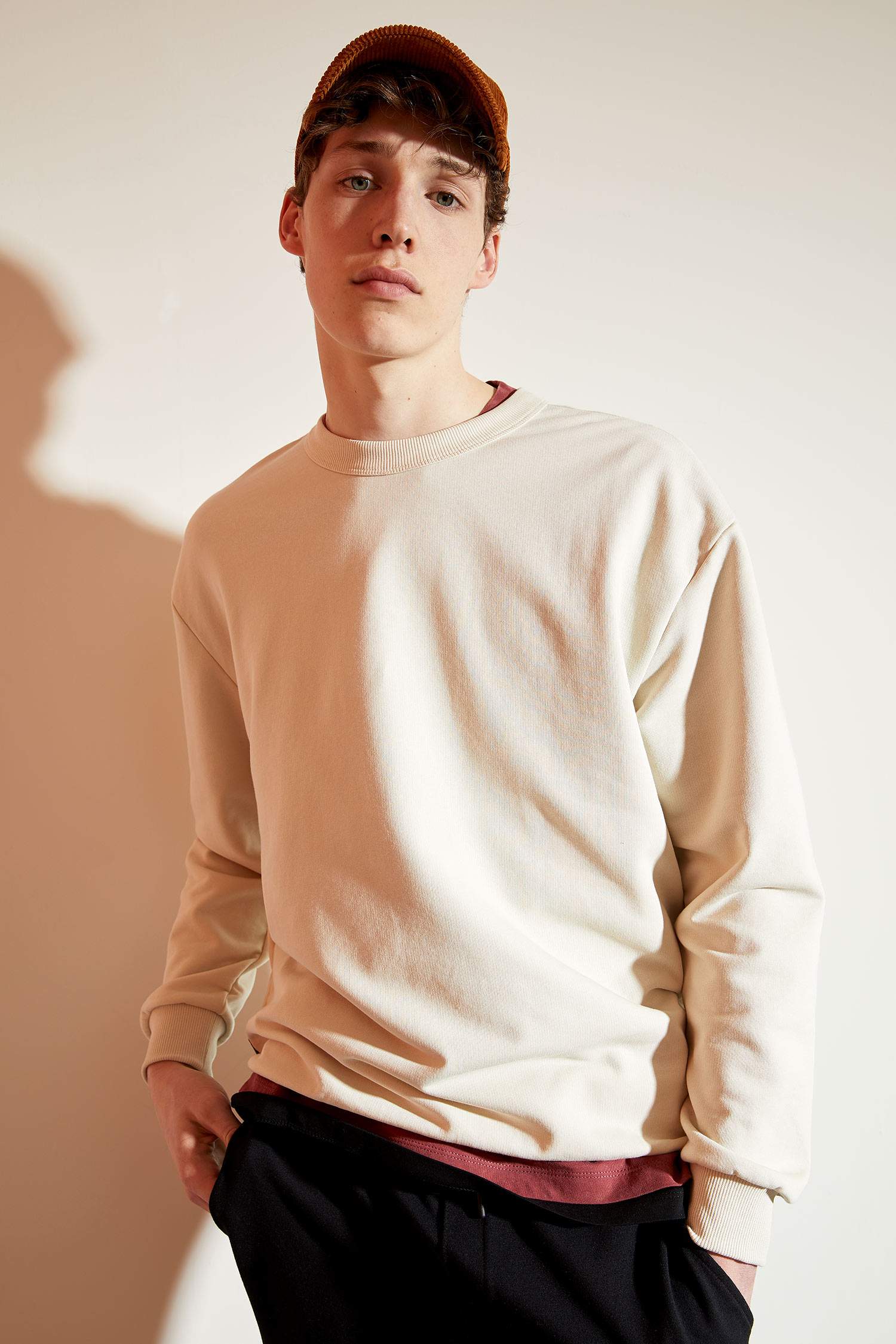 Oversize Fit Bisiklet Yaka Basic Sweatshirt