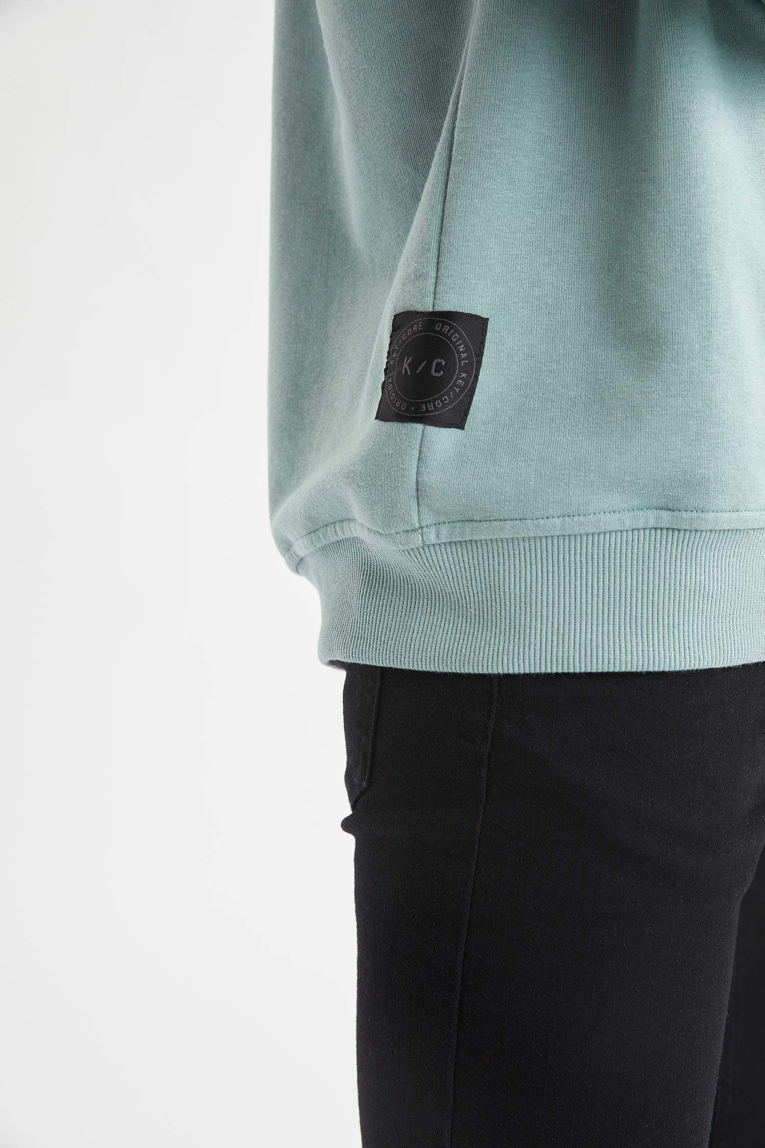 Oversize Fit Bisiklet Yaka Basic Sweatshirt