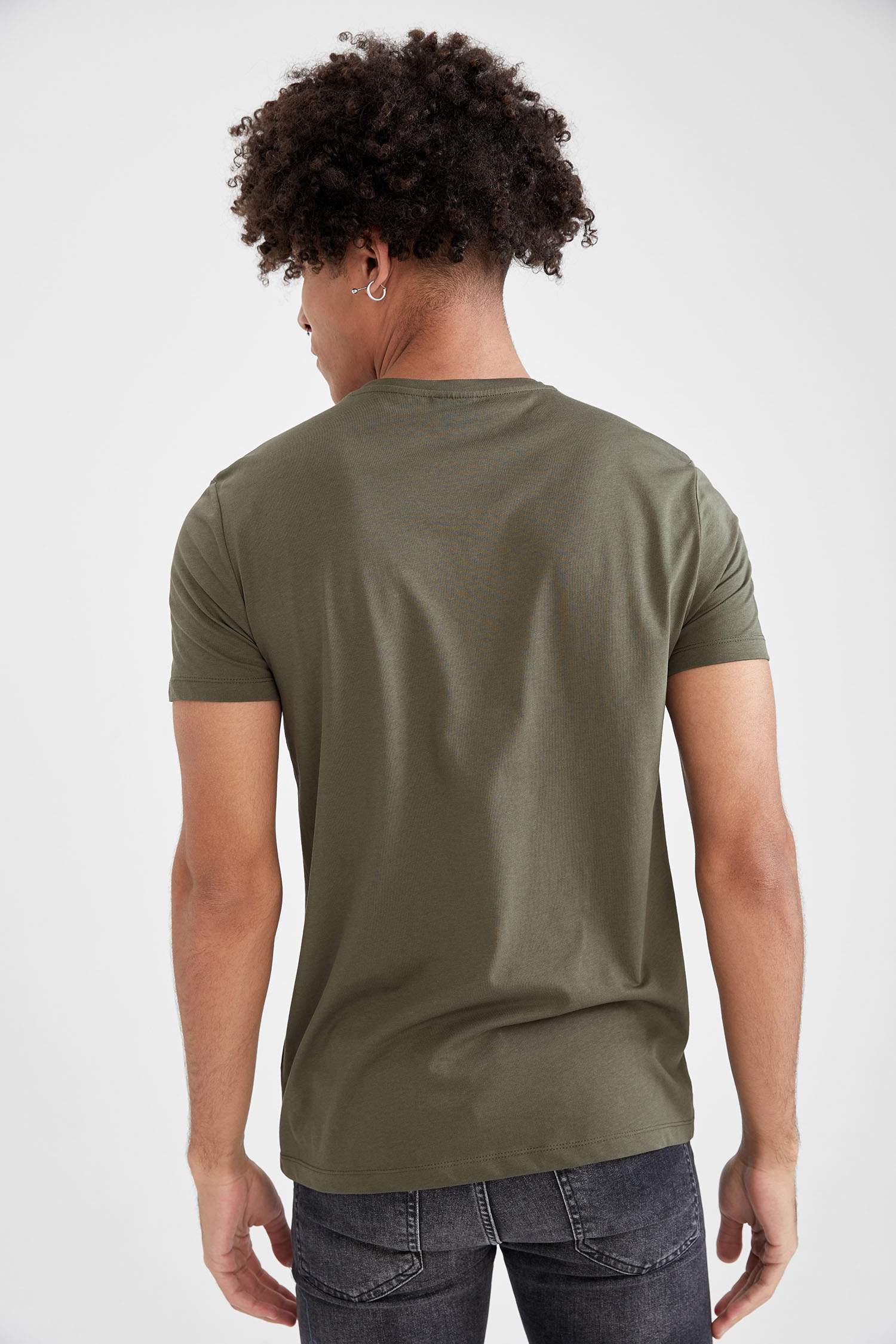 Slim Fit Bisiklet Yaka Baskılı Kısa Kollu Tişört