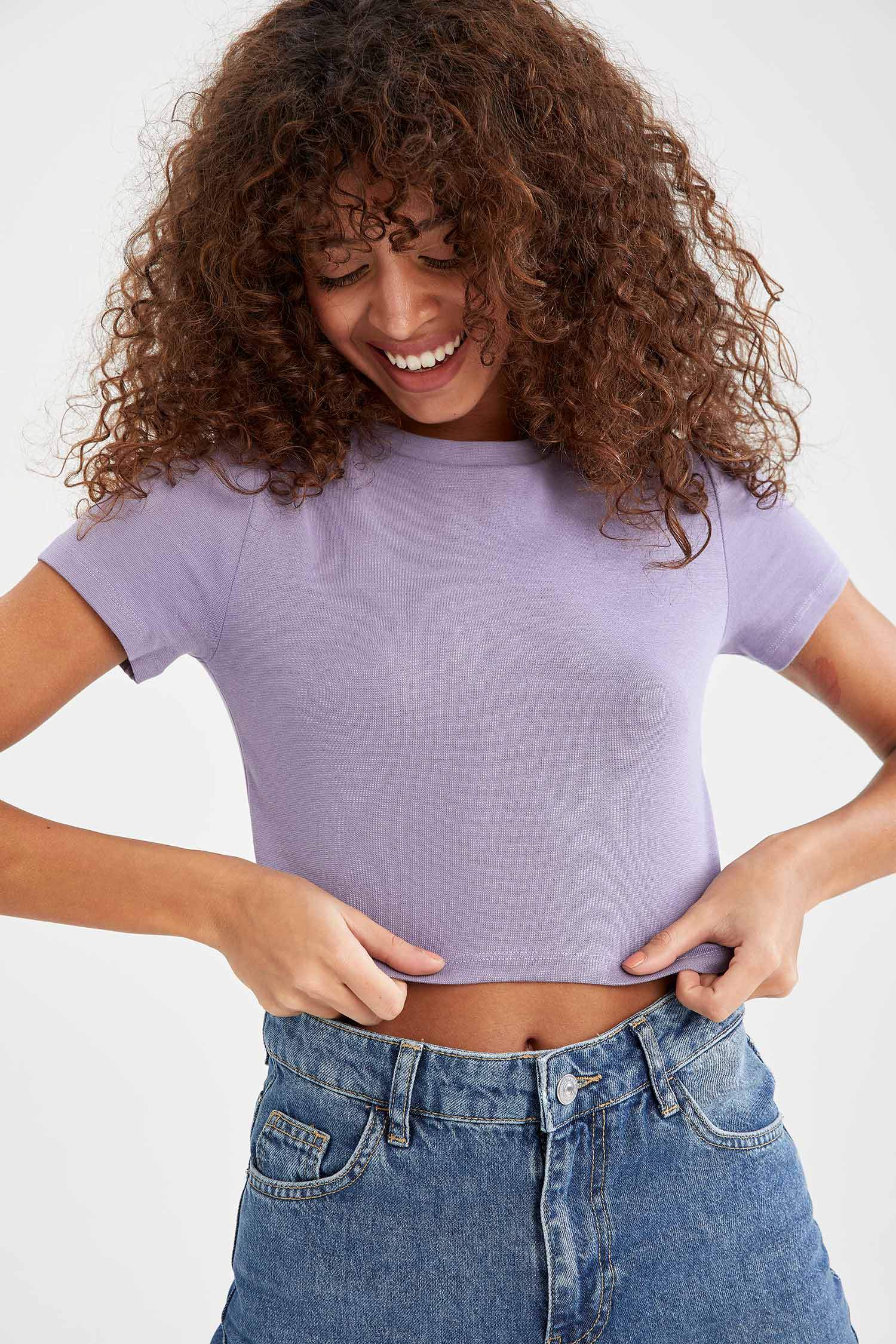Coool Slim Fit Basic Kısa Kollu Crop Tişört