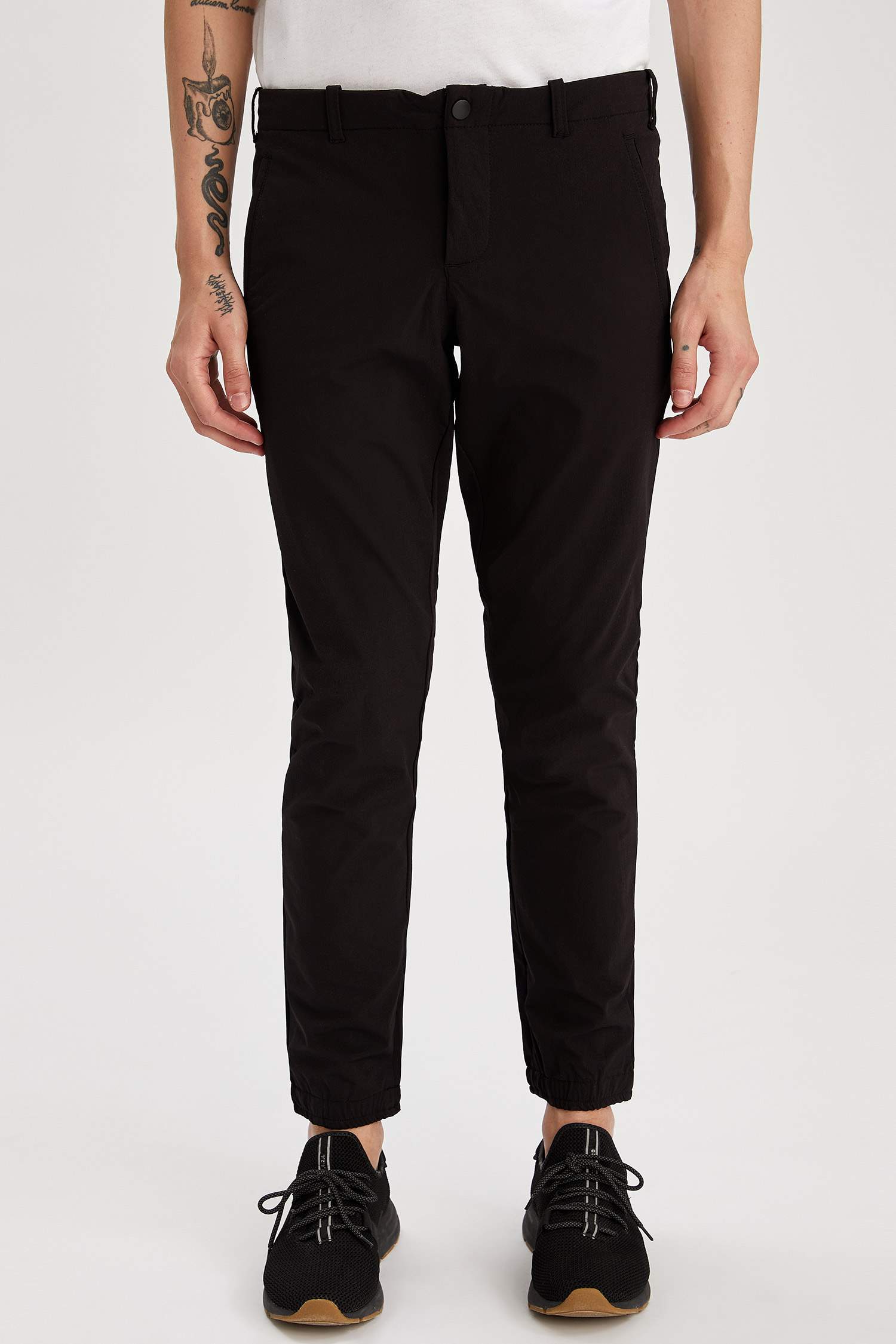 Slim Fit Jogger Pantolon