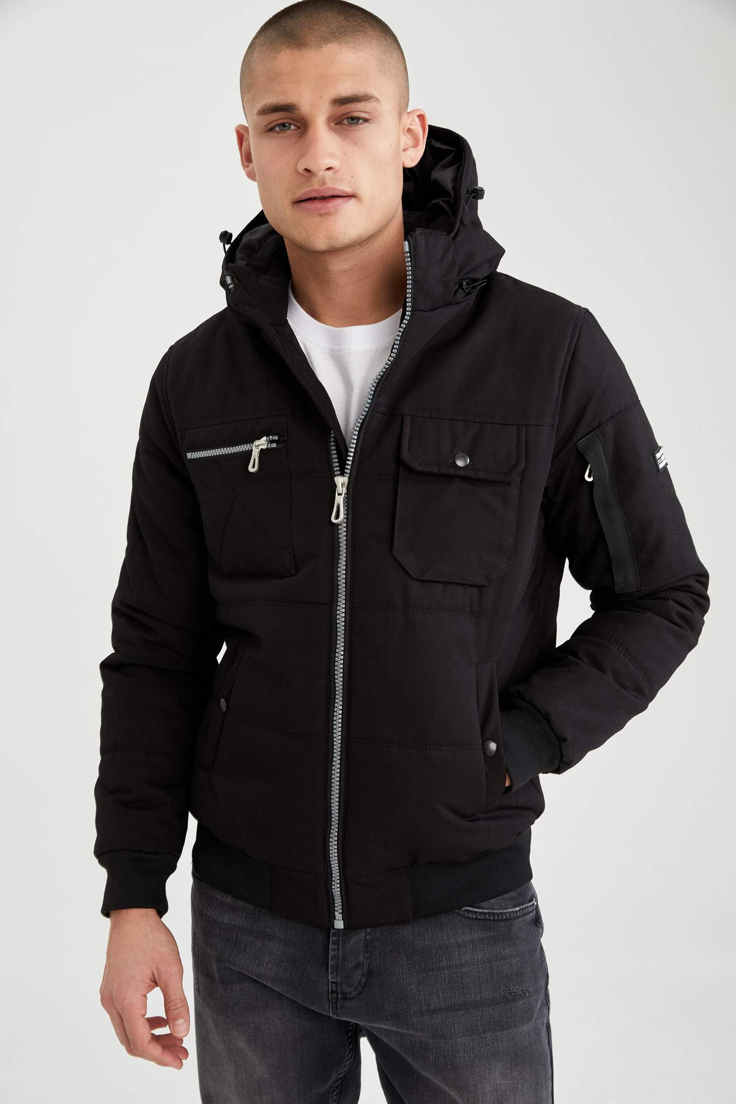 Slim Fit Kapüşonlu Pamuklu Mont