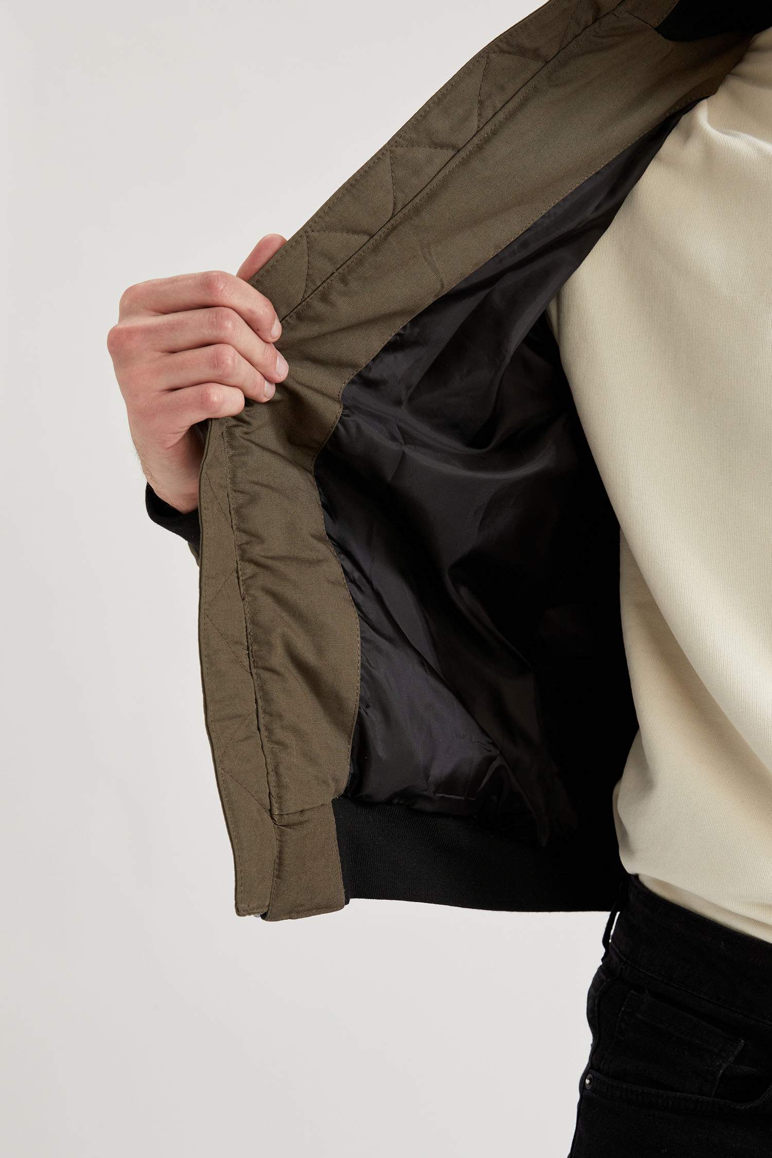 Slim Fit Kapüşonlu Pamuklu Mont