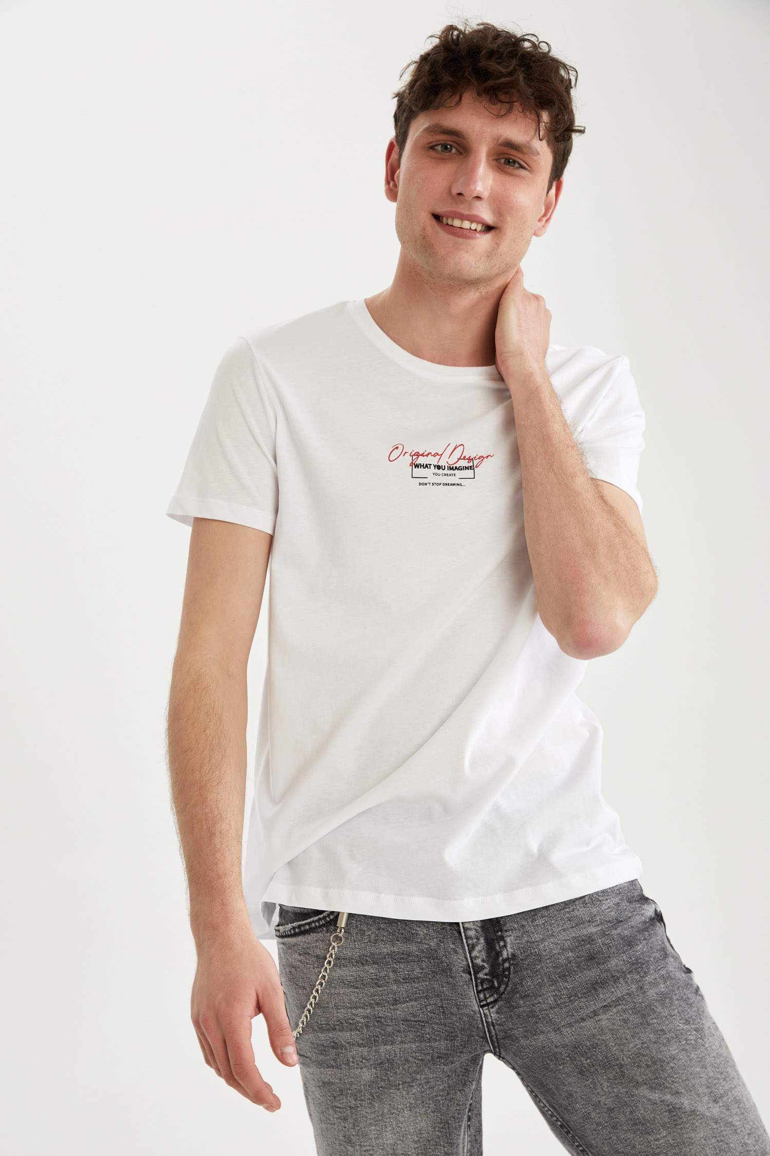 Slim Fit Bisiklet Yaka Baskılı Tişört