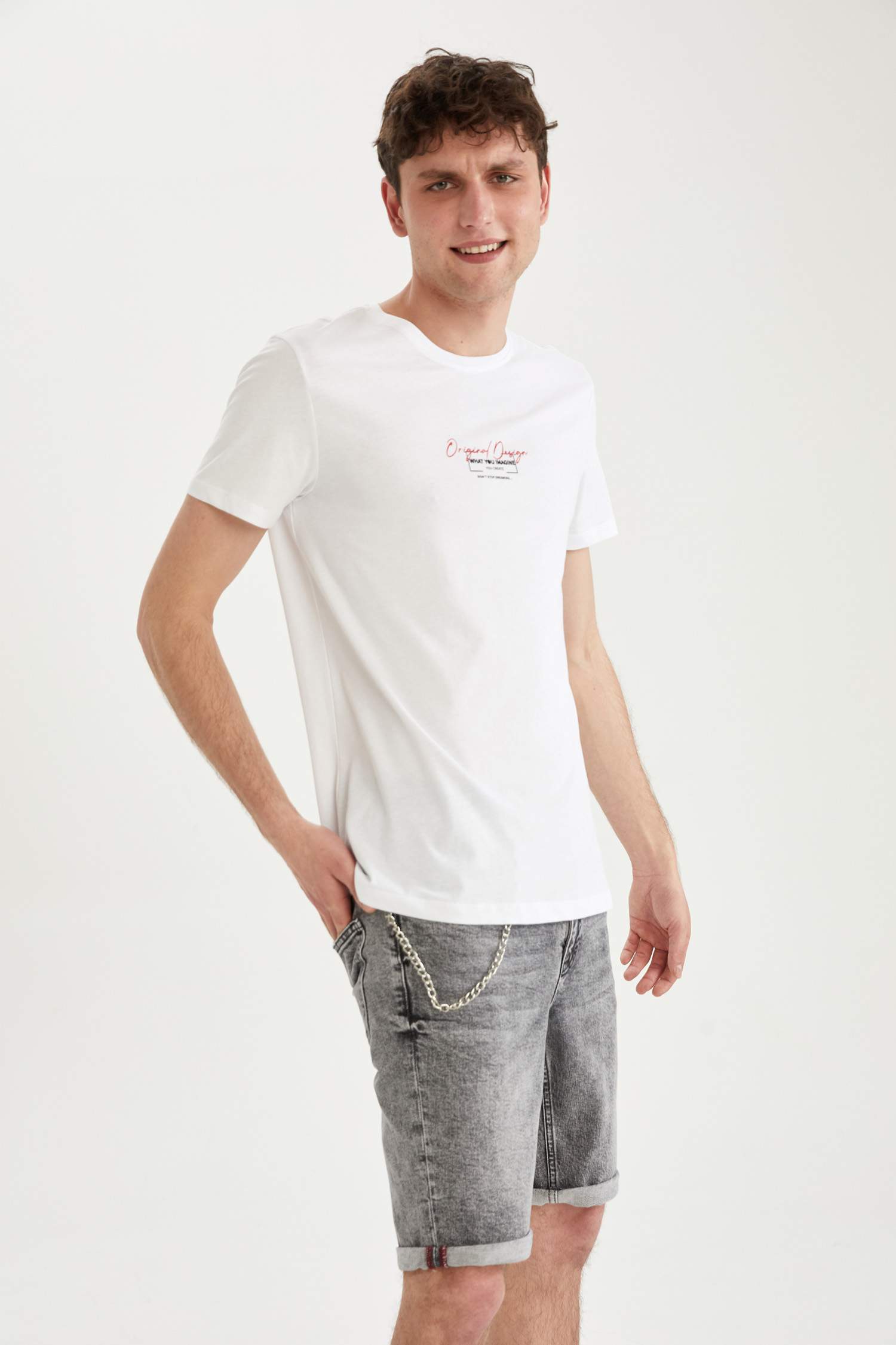 Slim Fit Bisiklet Yaka Baskılı Tişört