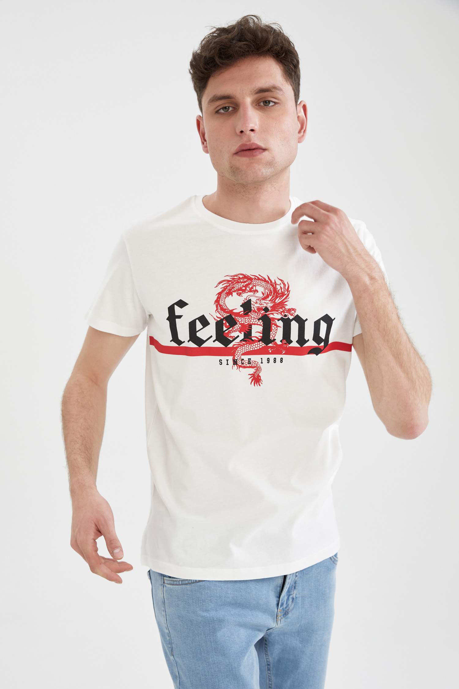 Slim Fit Bisiklet Yaka Baskılı Tişört