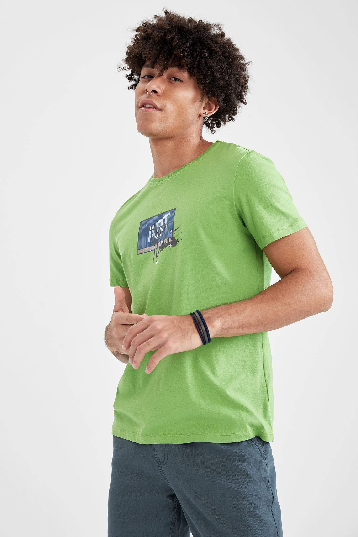 Slim Fit Bisiklet Yaka Baskılı Tişört
