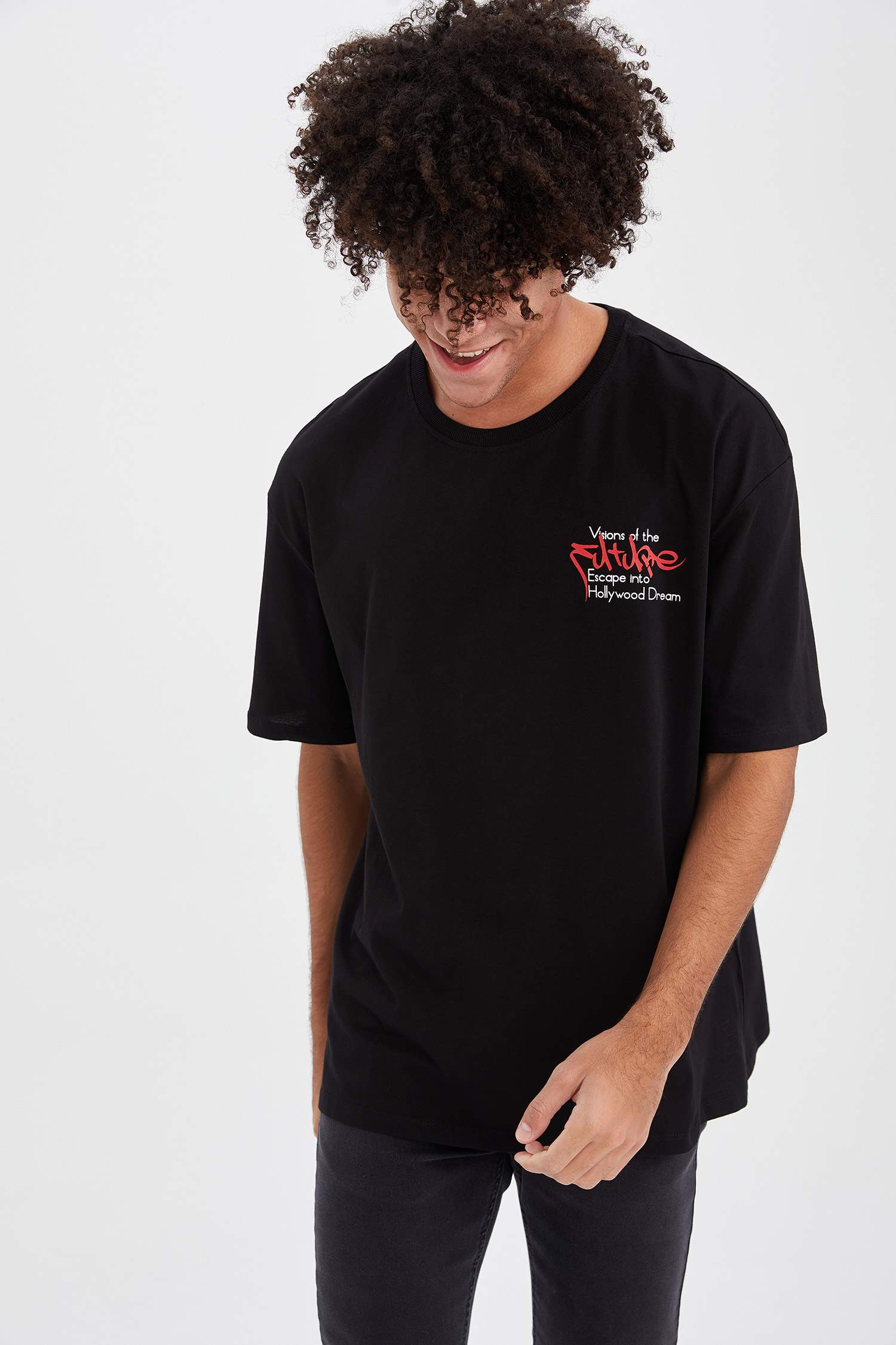 Oversize Fit Bisiklet Yaka Sırtı Yazı Baskılı Kısa Kollu Tişört