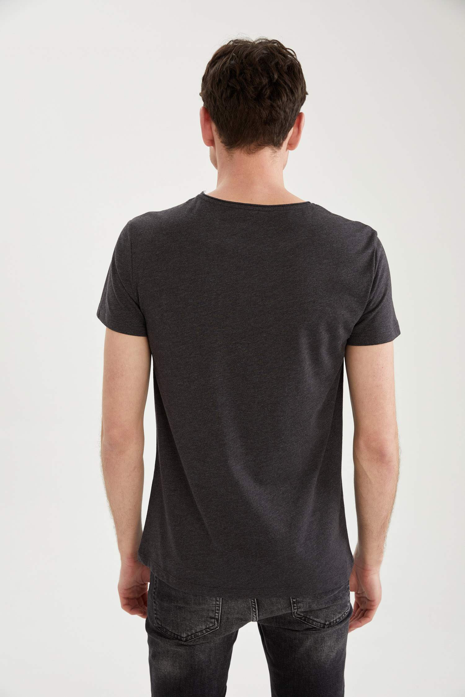 Ekstra Slim Fit Bisiklet Yaka Baskılı Kısa Kollu Tişört