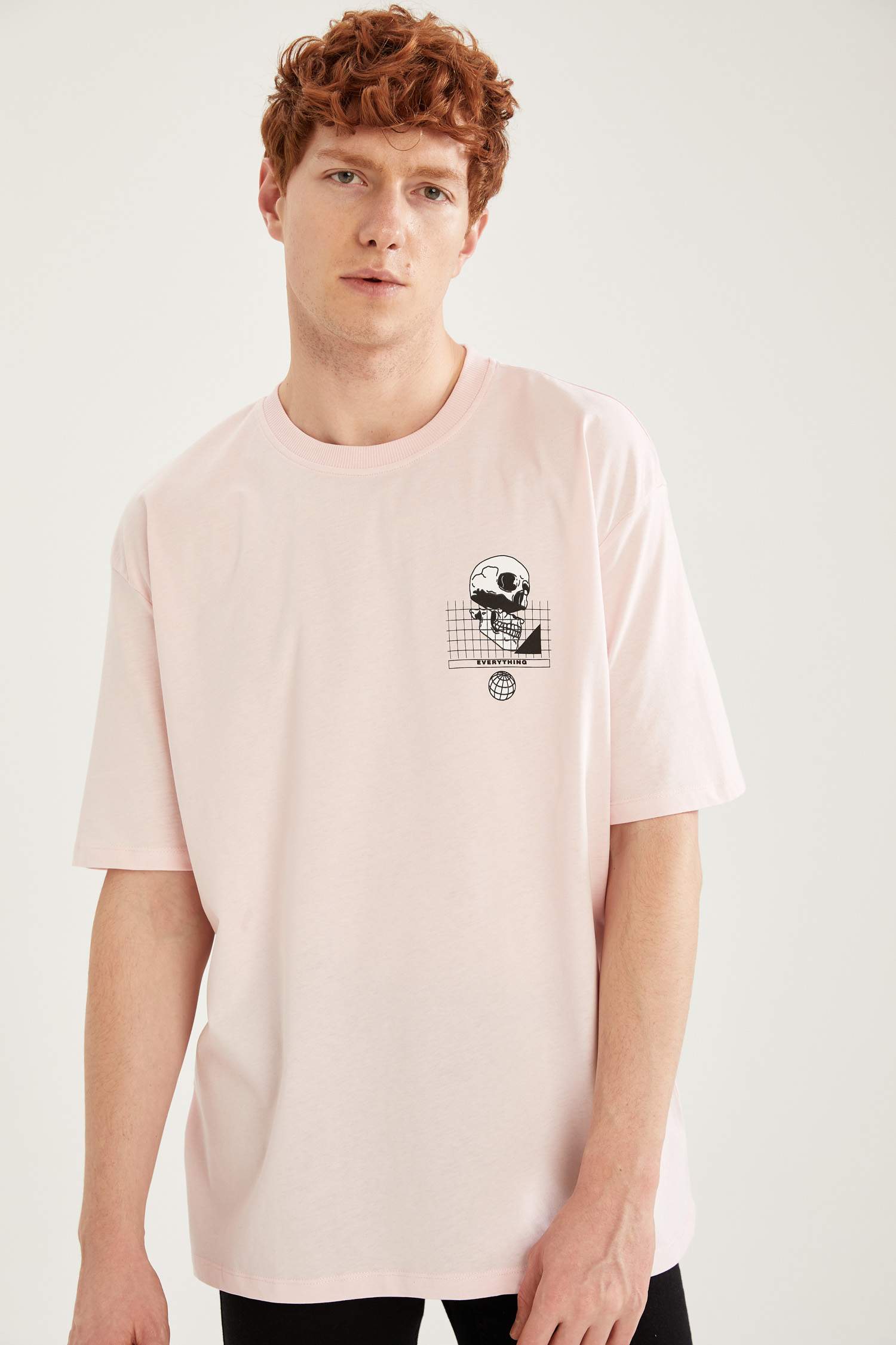 Oversize Fit Bisiklet Yaka Sırtı Baskılı Tişört
