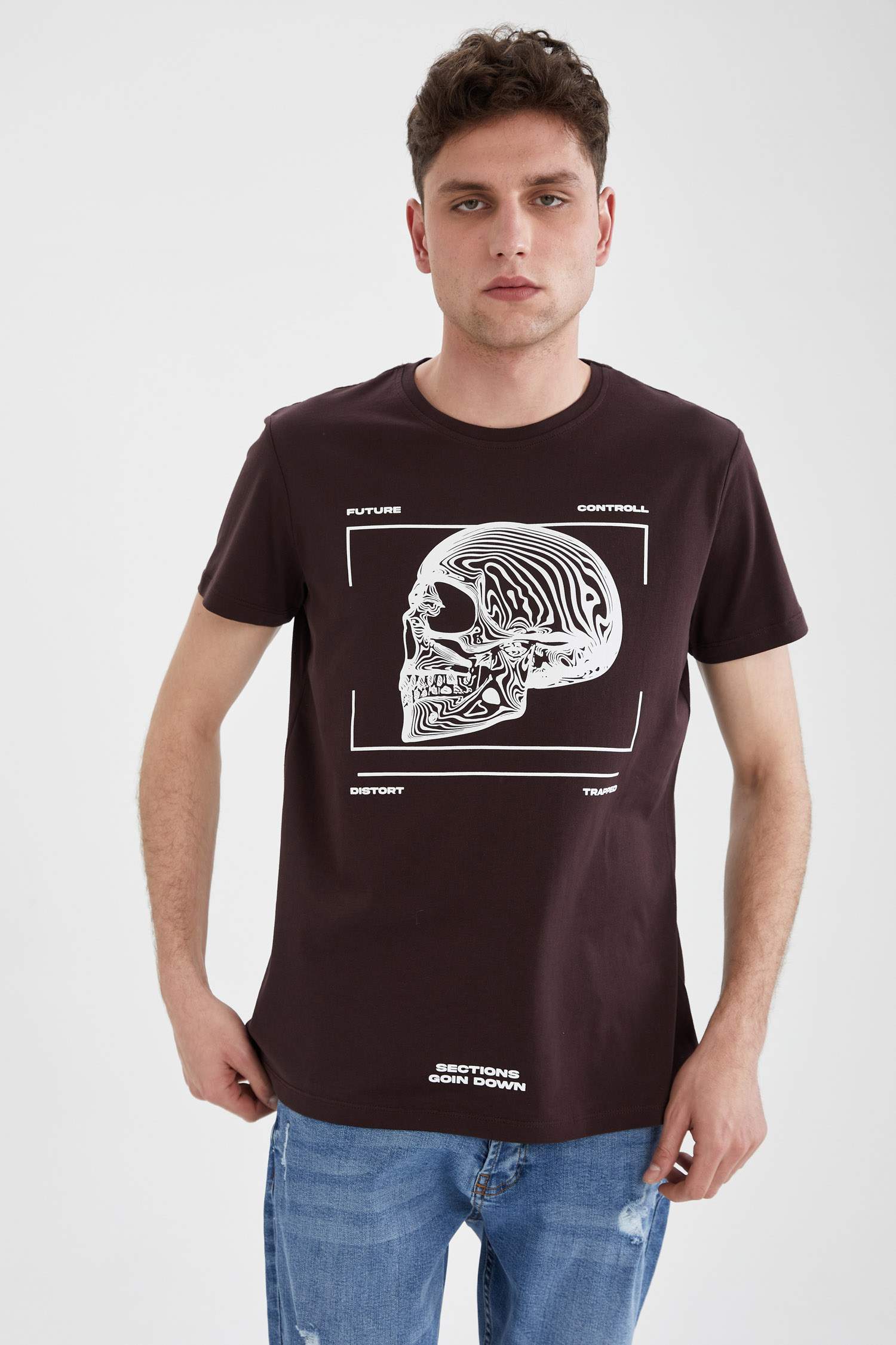 Slim Fit Bisiklet Yaka Baskılı Tişört