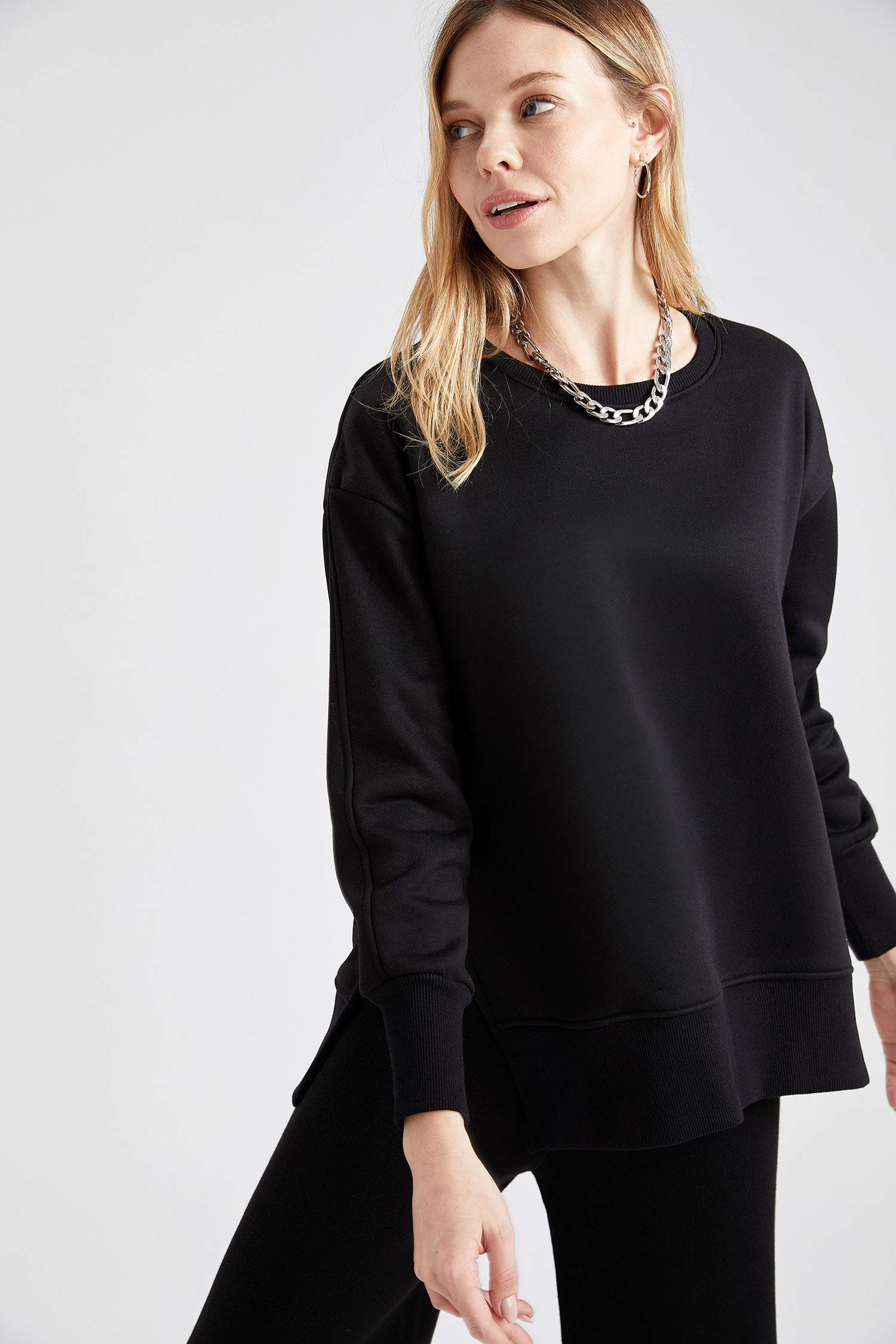 Yırtmaç Detaylı Oversize Fit Sweat Tunik