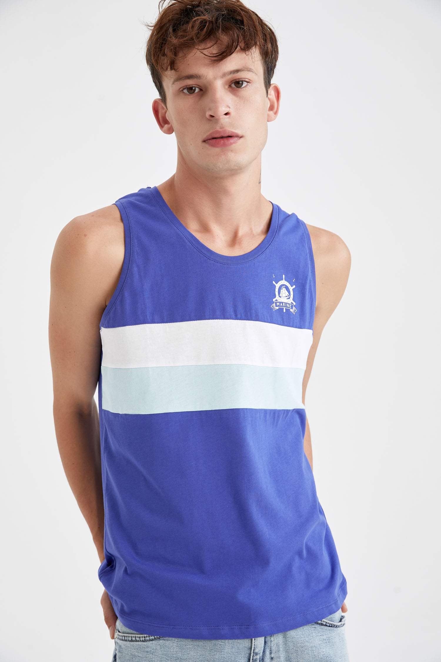 Slim Fit Baskılı Kolsuz Atlet